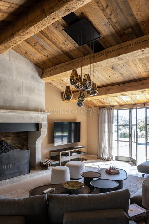 38 - Mas des Collines: Villa: Interior
