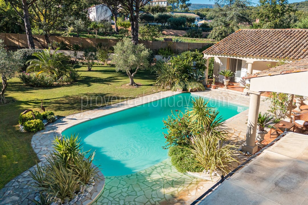 28 - Villa avec maison d’invités à Grimaud: Villa: Pool
