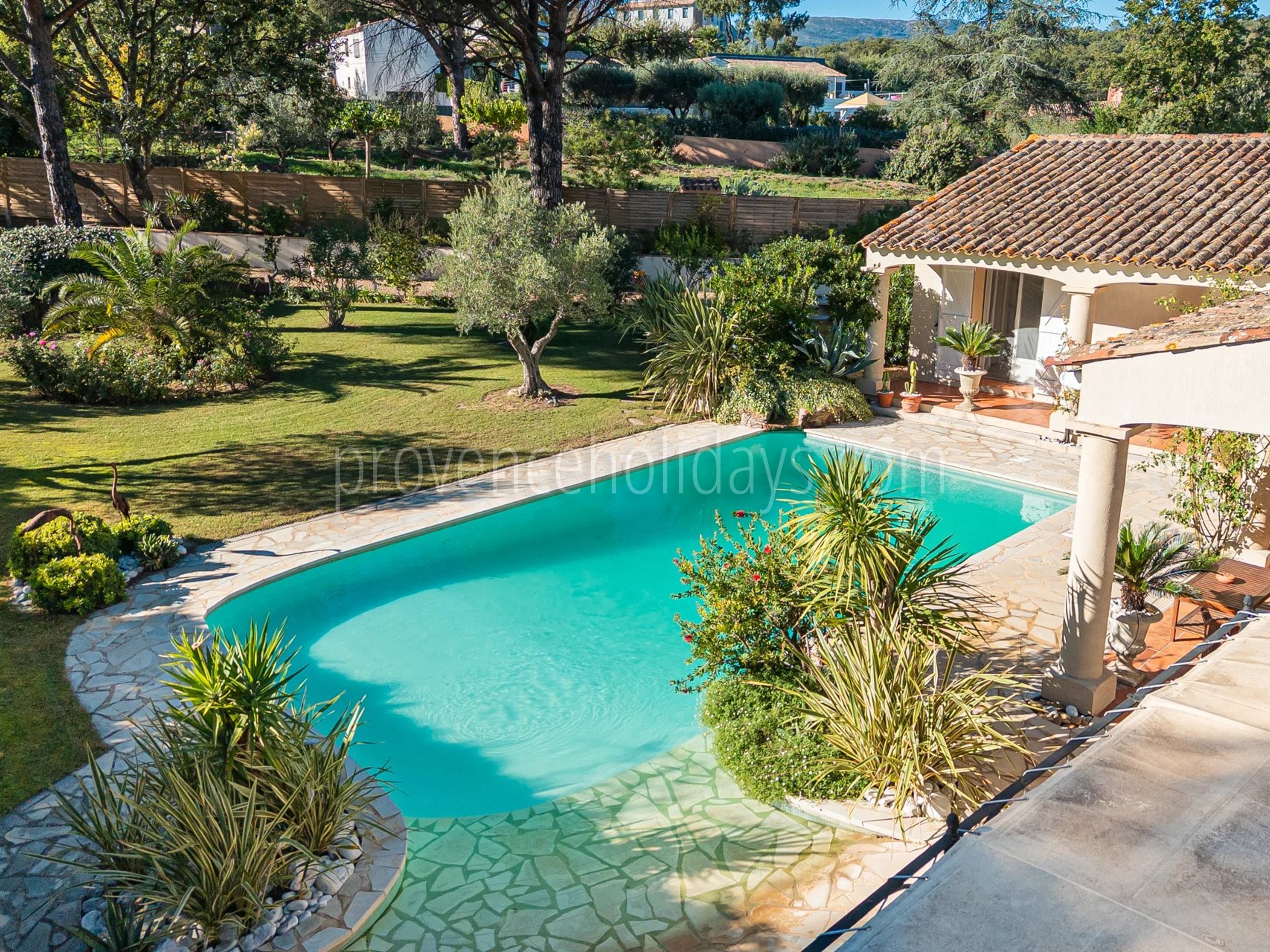 28 - Villa avec maison d’invités à Grimaud: Villa: Pool
