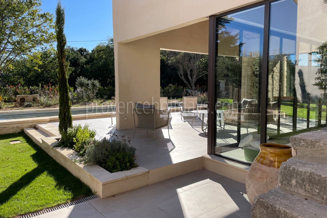 36 - Le Clos des Magnans: Villa: Exterior