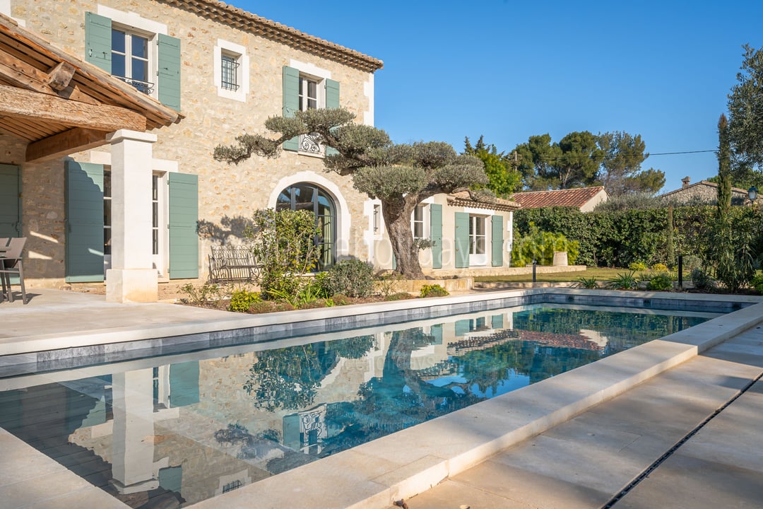 39 - Mas Lucie: Villa: Pool