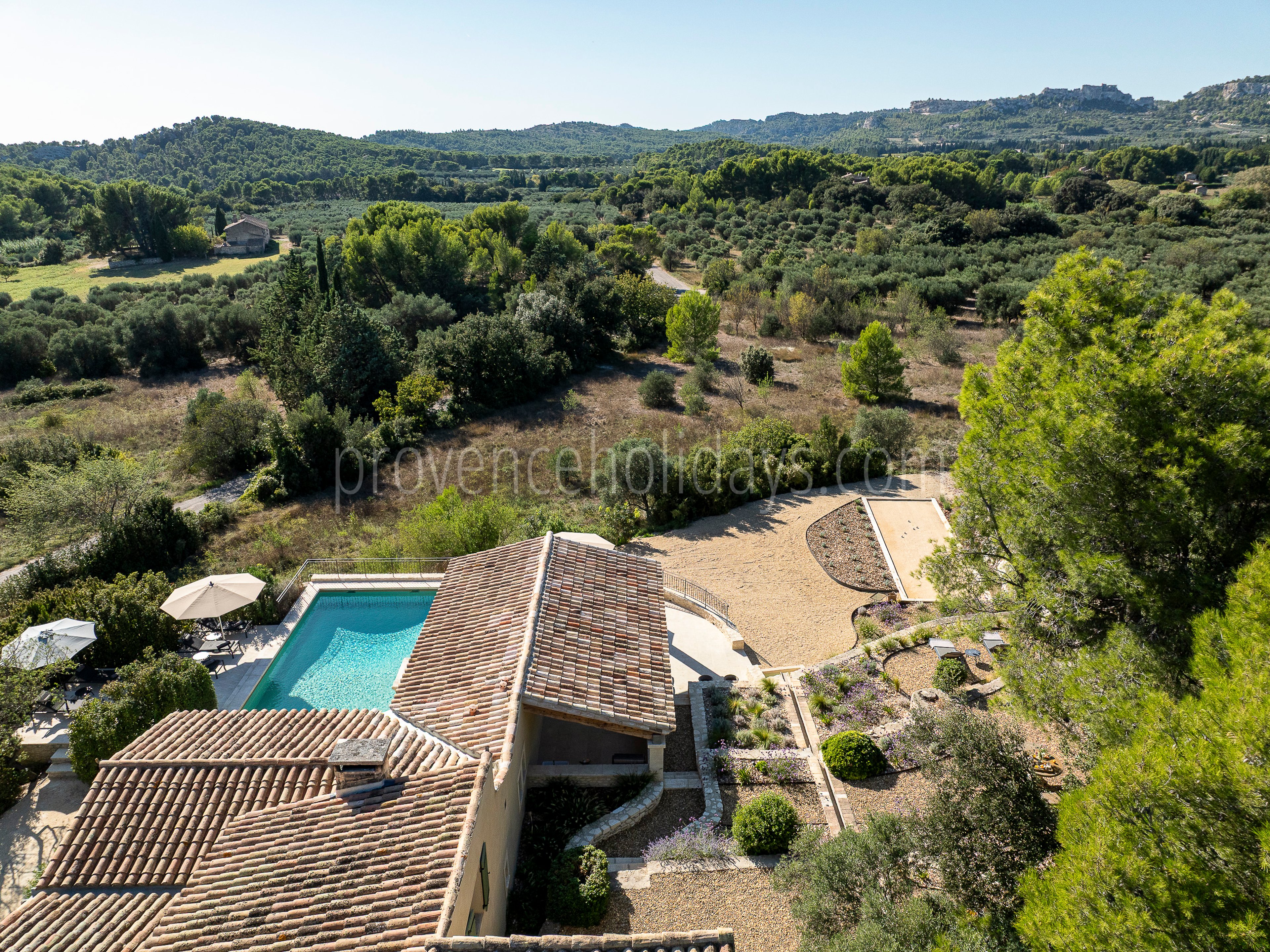 1 - Le Mas de la Terre Rouge: Villa: Exterior
