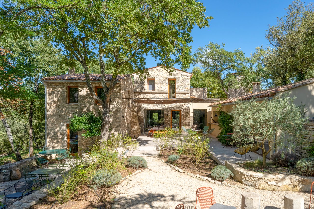 villa exterior