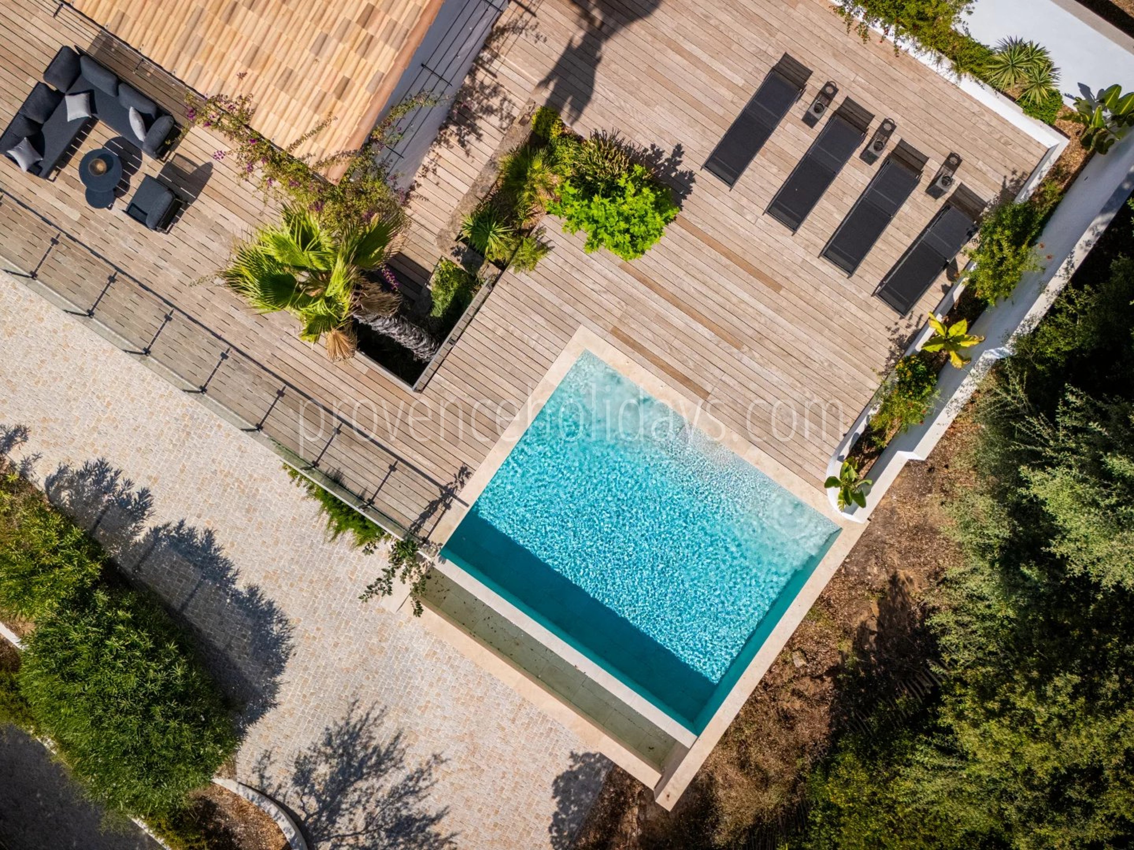 3 - Hedendaagse villa in Cavalaire-sur-Mer: Villa: Pool