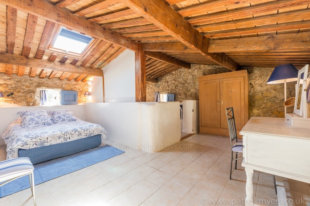 7 - Bastide du Luberon: Villa: Interior