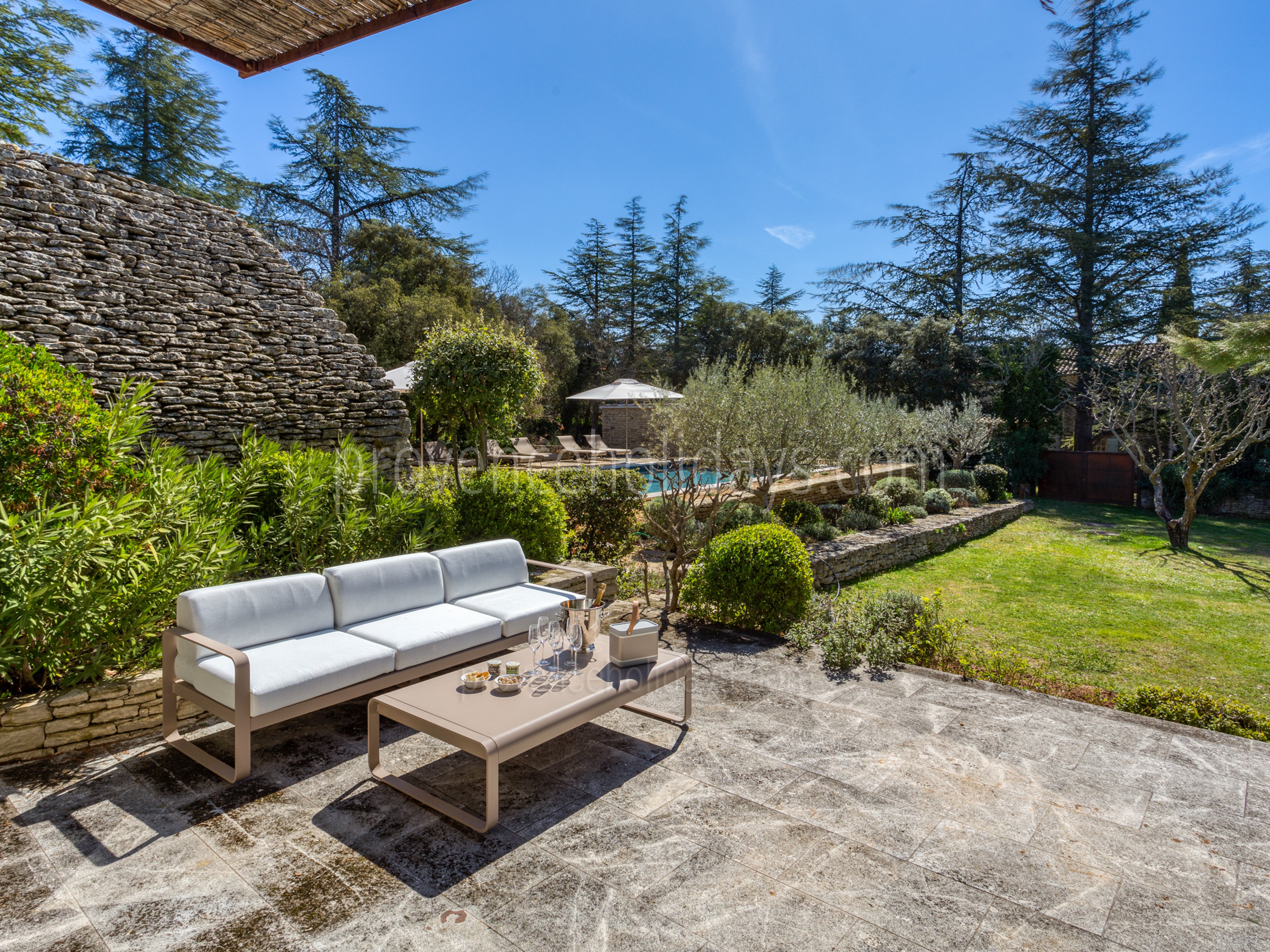 14 - Le Mas de l\'Ouest: Villa: Exterior