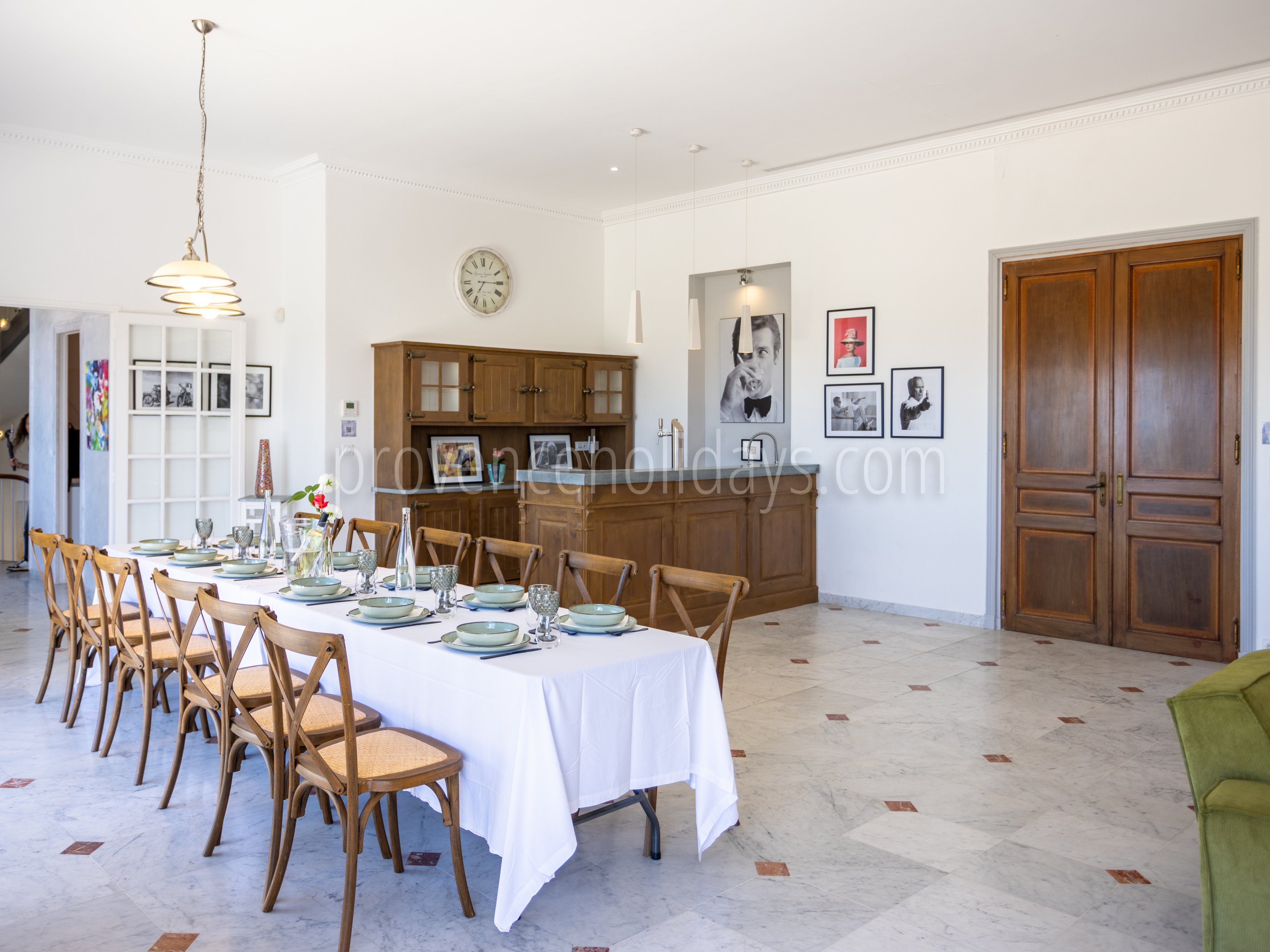 8 - Château des Lumières: Villa: Interior