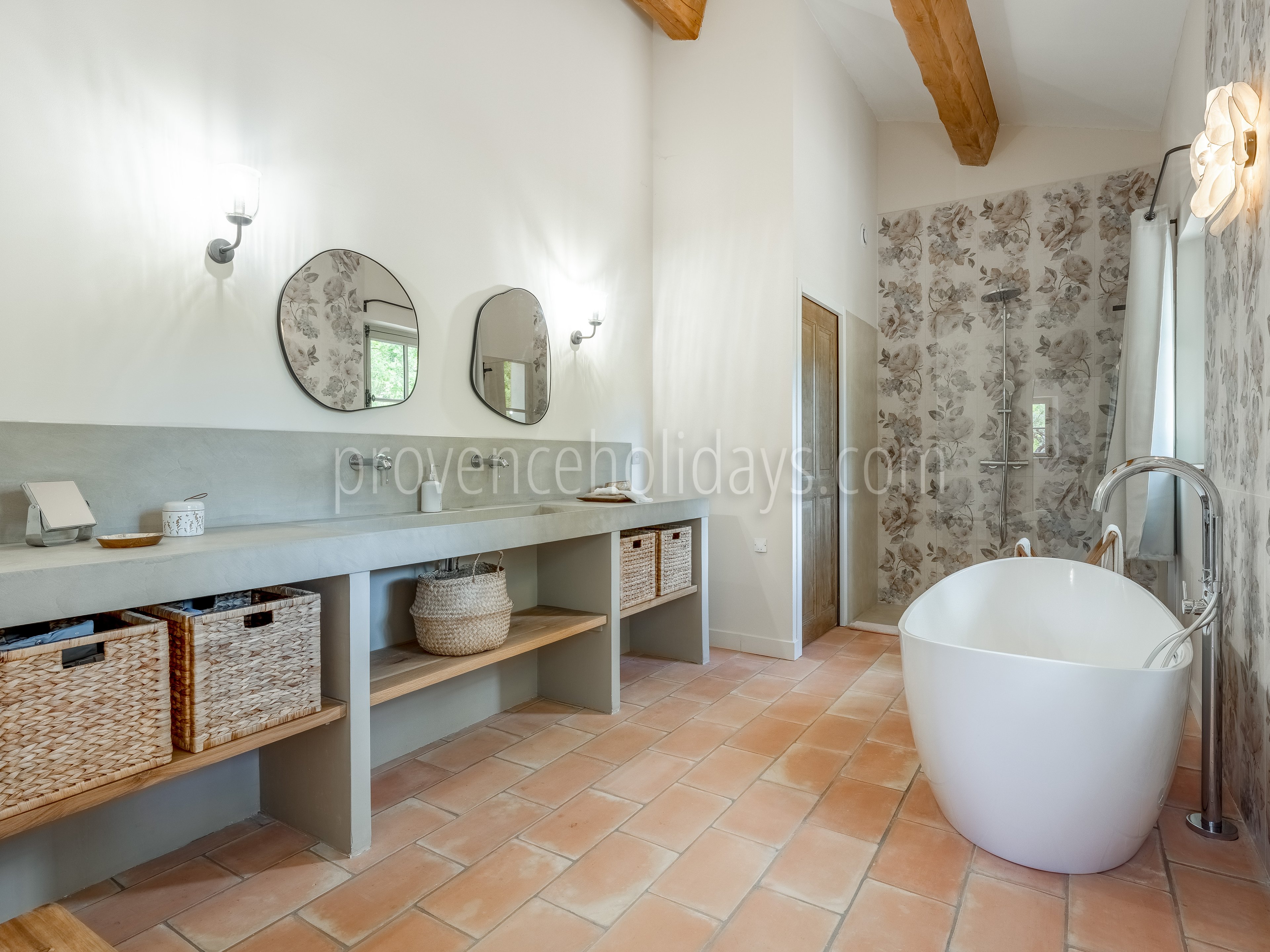 36 - Villa Fontis: Villa: Bathroom 1