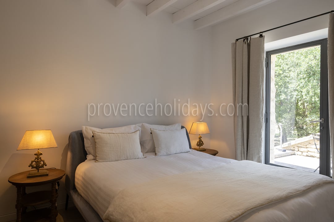 69 - Mas du Carlet: Villa: Bedroom
