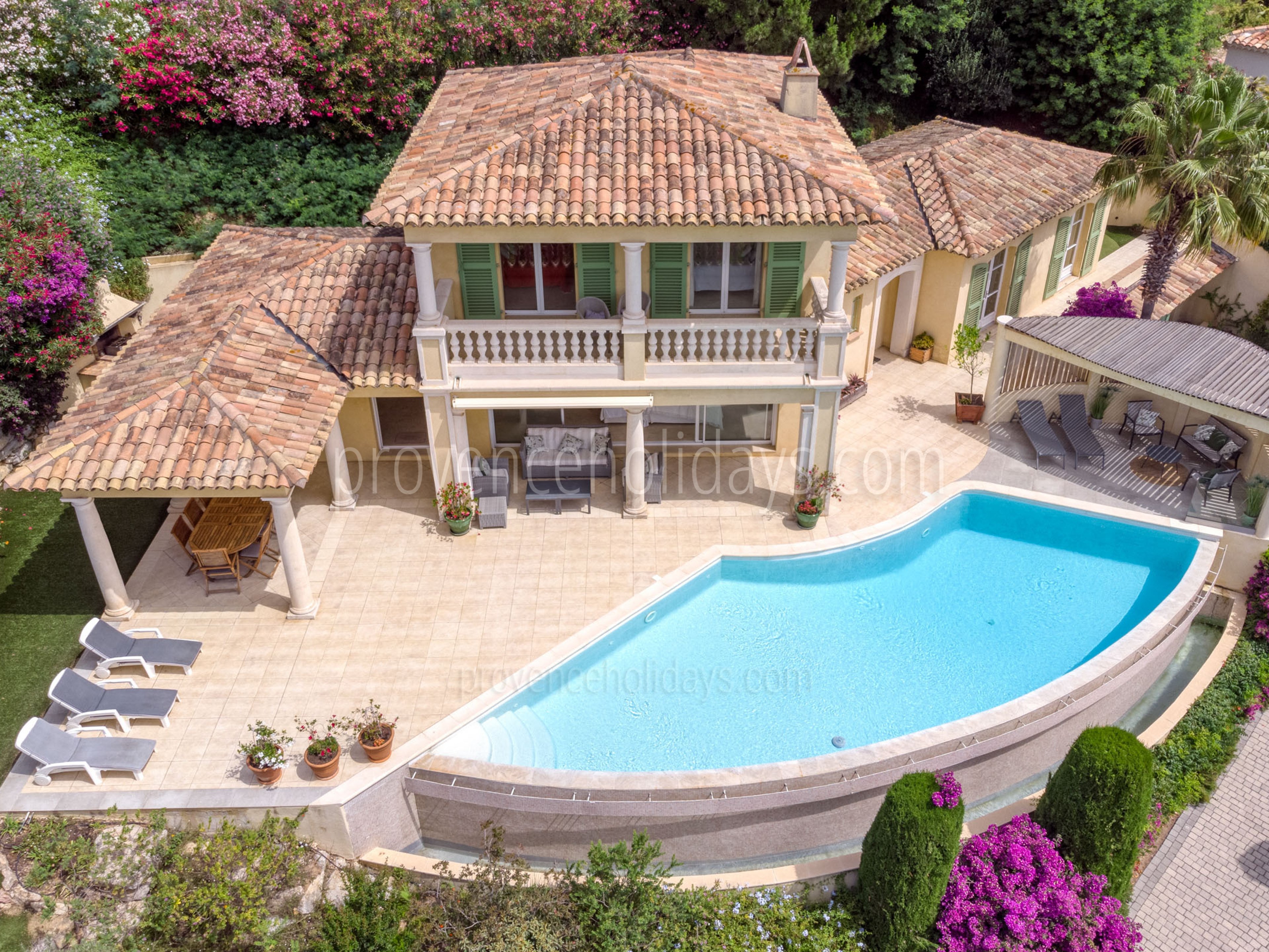 23 - Villa Cyanite: Villa: Pool