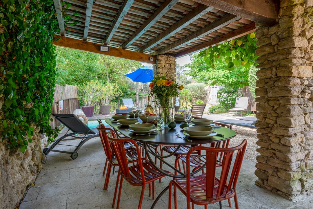 5 - Le Mas de Cabrières: Villa: Exterior