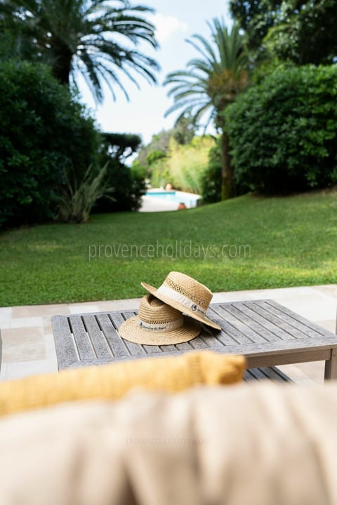 12 - Villa Luna: Villa: Exterior