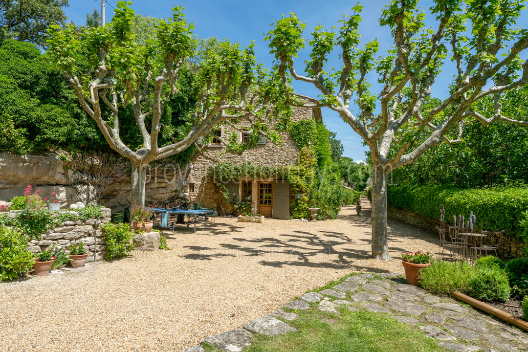 2 - Le Moulin de Gordes: Villa: Exterior