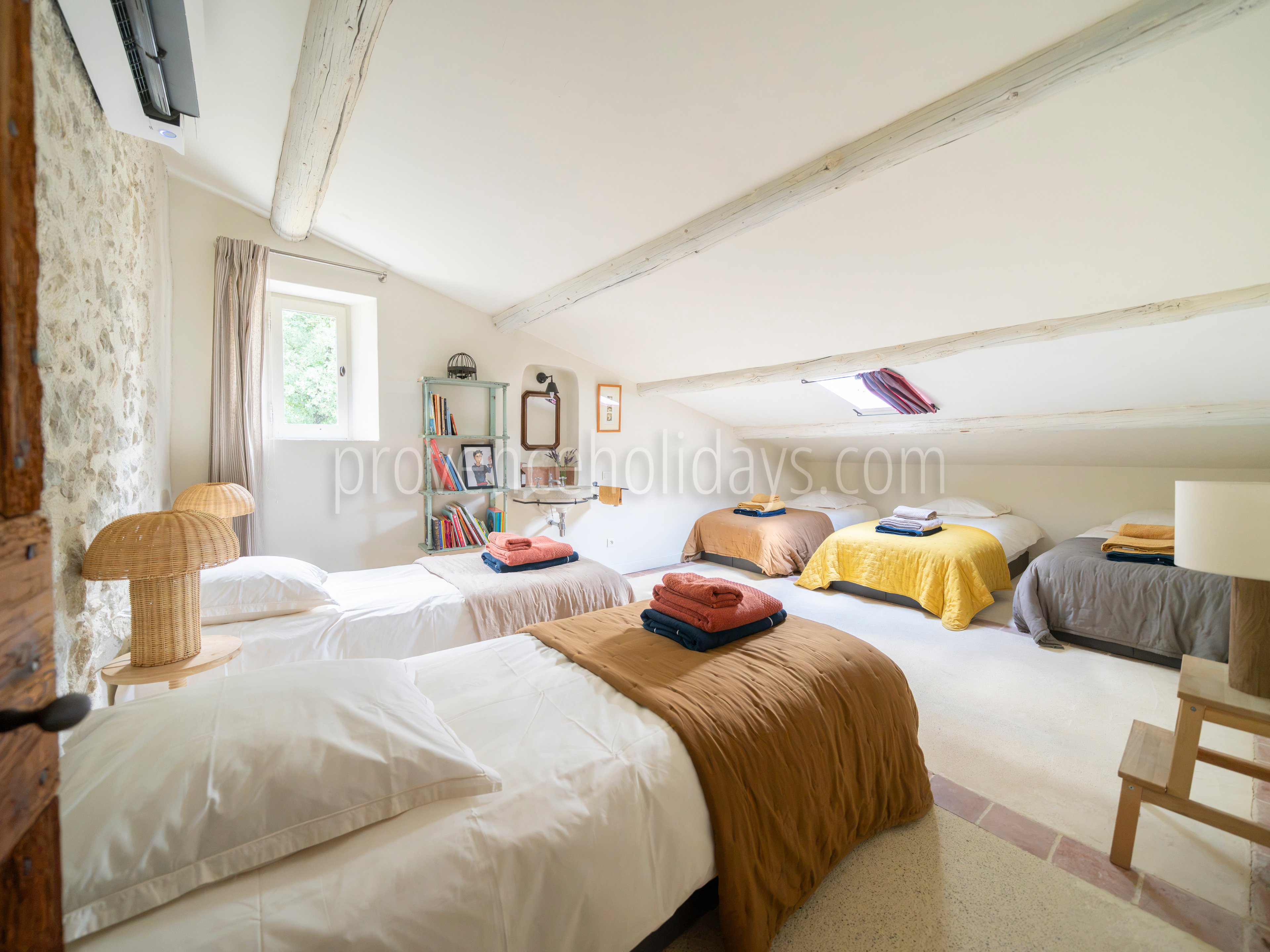 81 - La Bastide Neuve: Villa: Bedroom