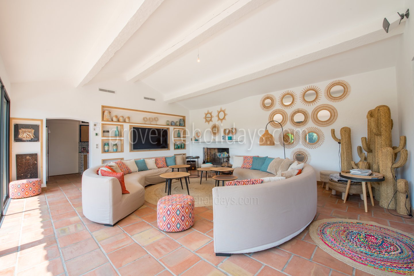 22 - Mas Spinelle: Villa: Interior