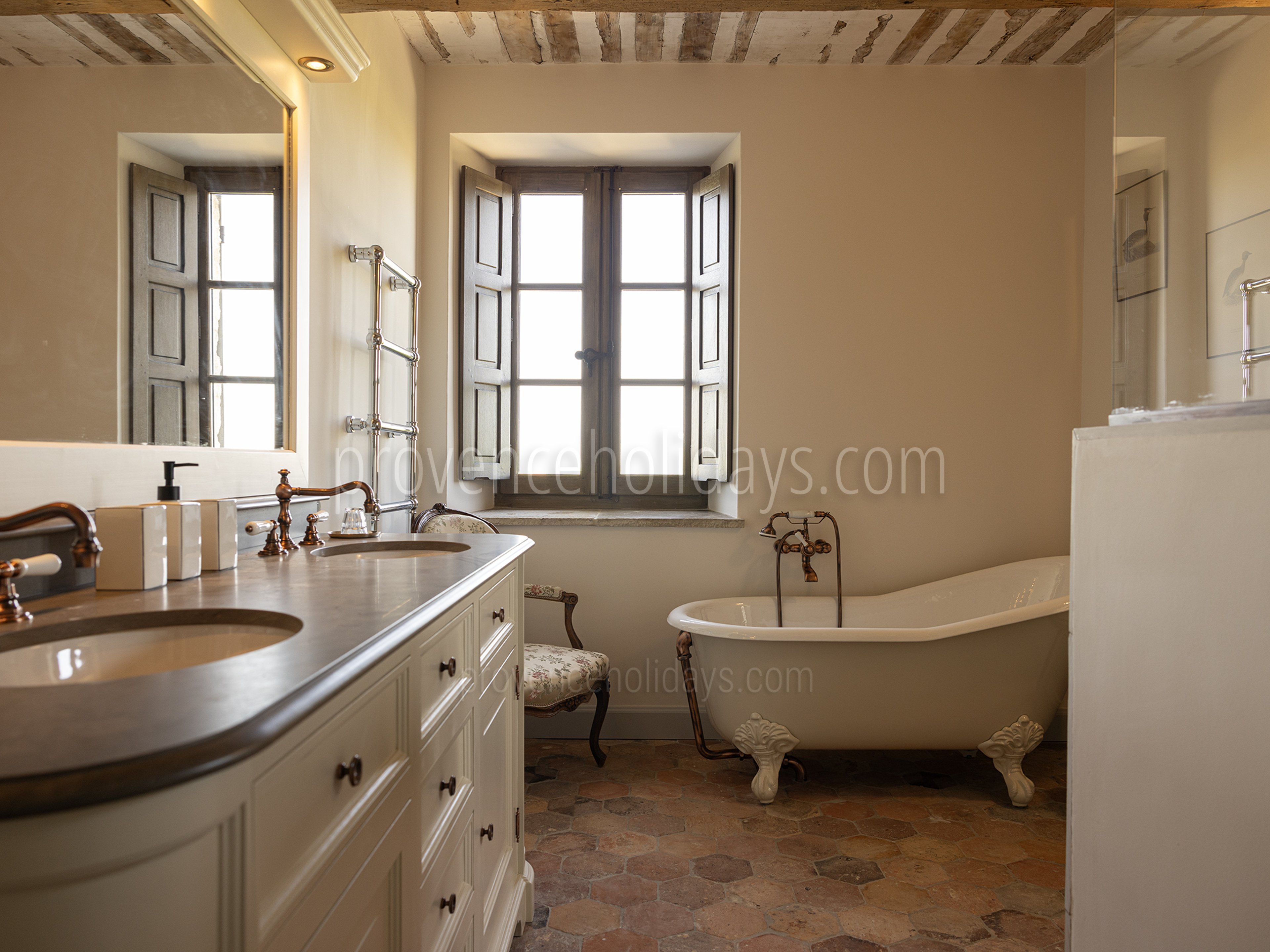 88 - Grand Mas d\'Oppède: Villa: Bathroom