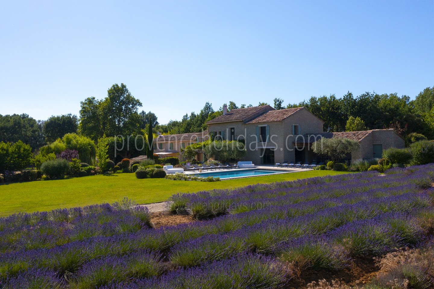 4 - Mas du Carlet: Villa: Exterior