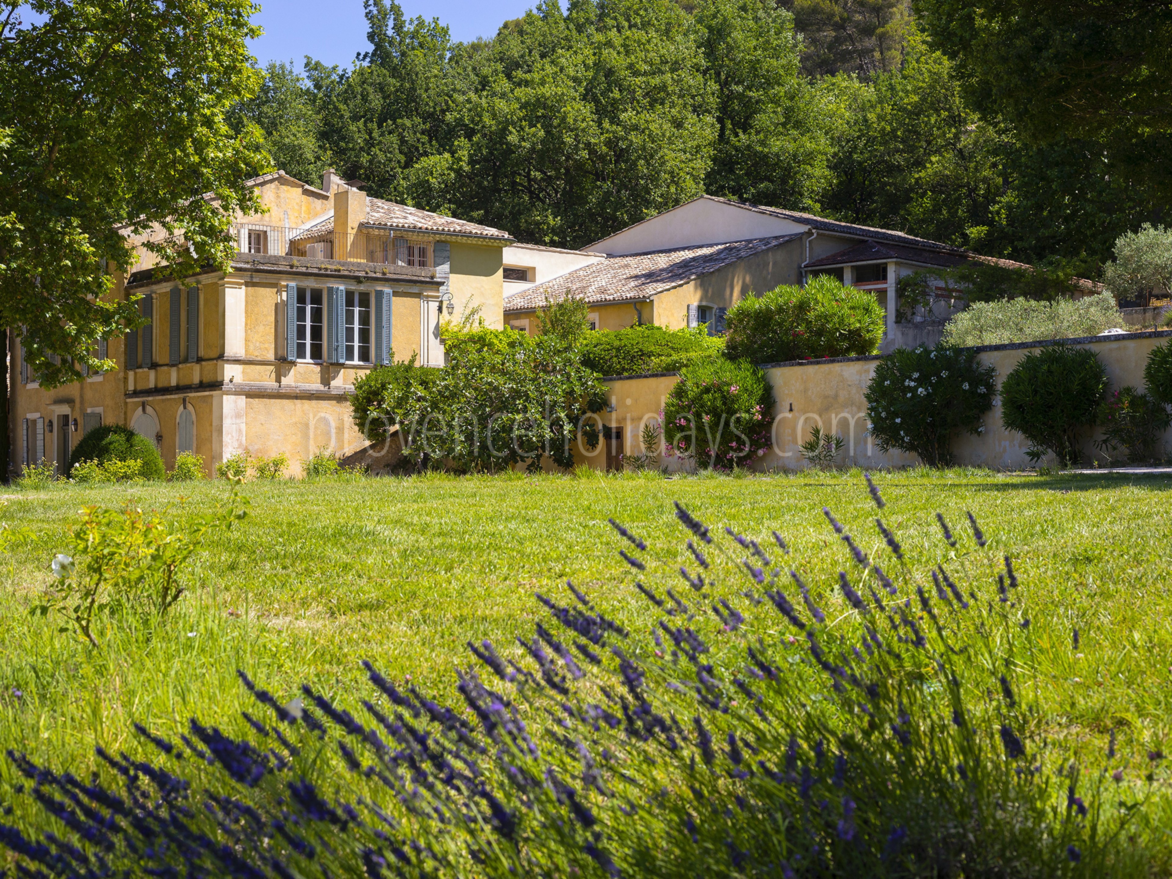 40 - Bastide Valentine: Villa: Exterior