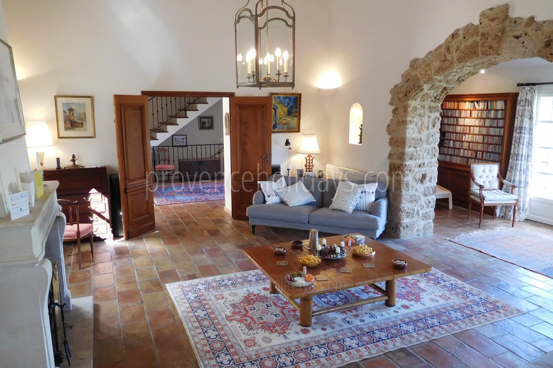 35 - Mas Lorgues: Villa: Interior