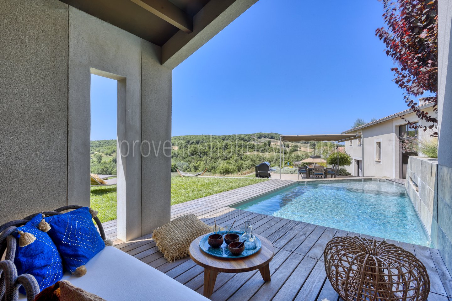 6 - Le Mas du Vallon: Villa: Exterior