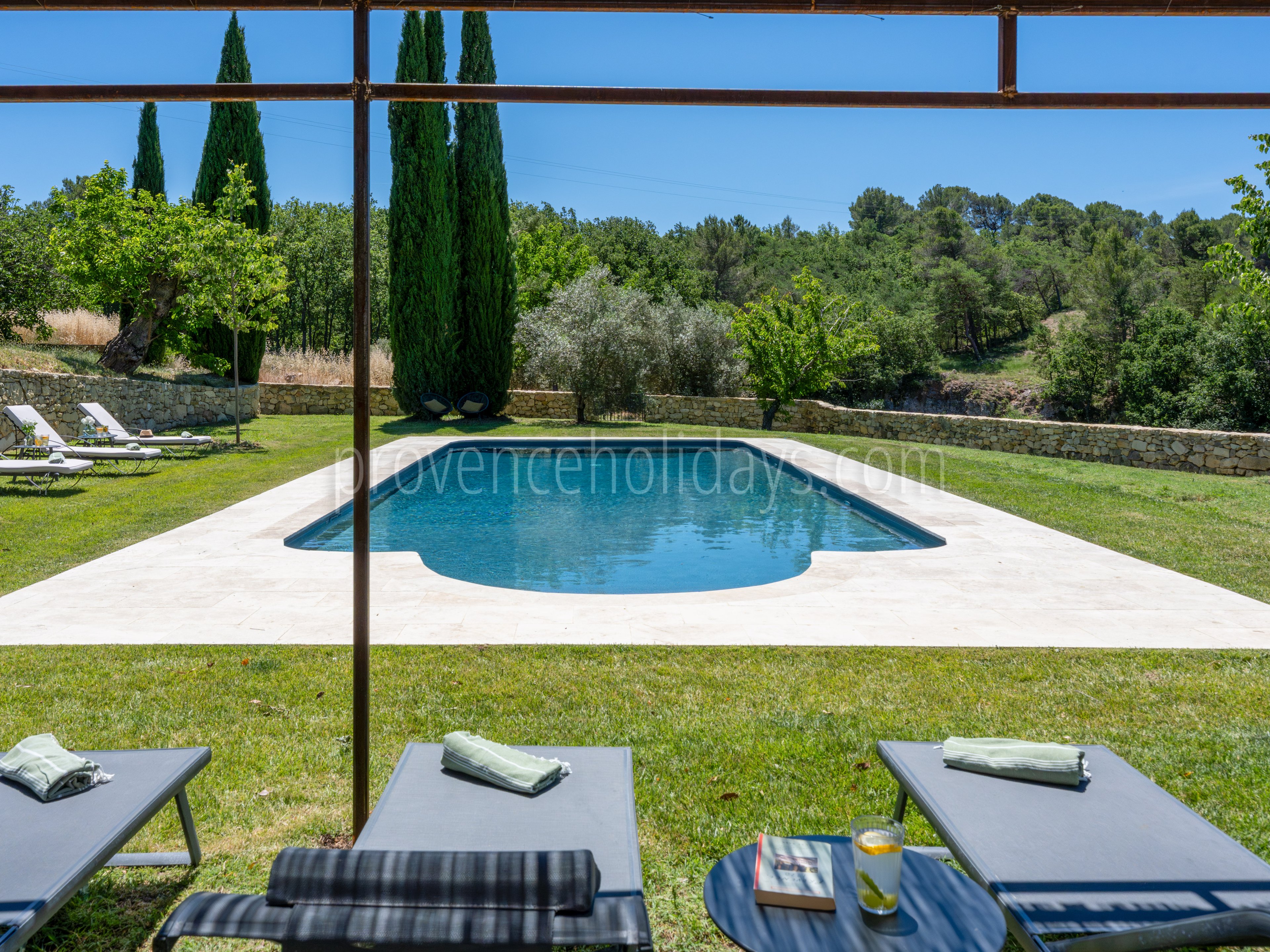 2 - La Villa aux lavandes: Villa: Pool