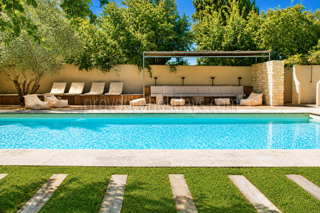 14 - Mas rénové à pied d\'Eygalières: Villa: Pool