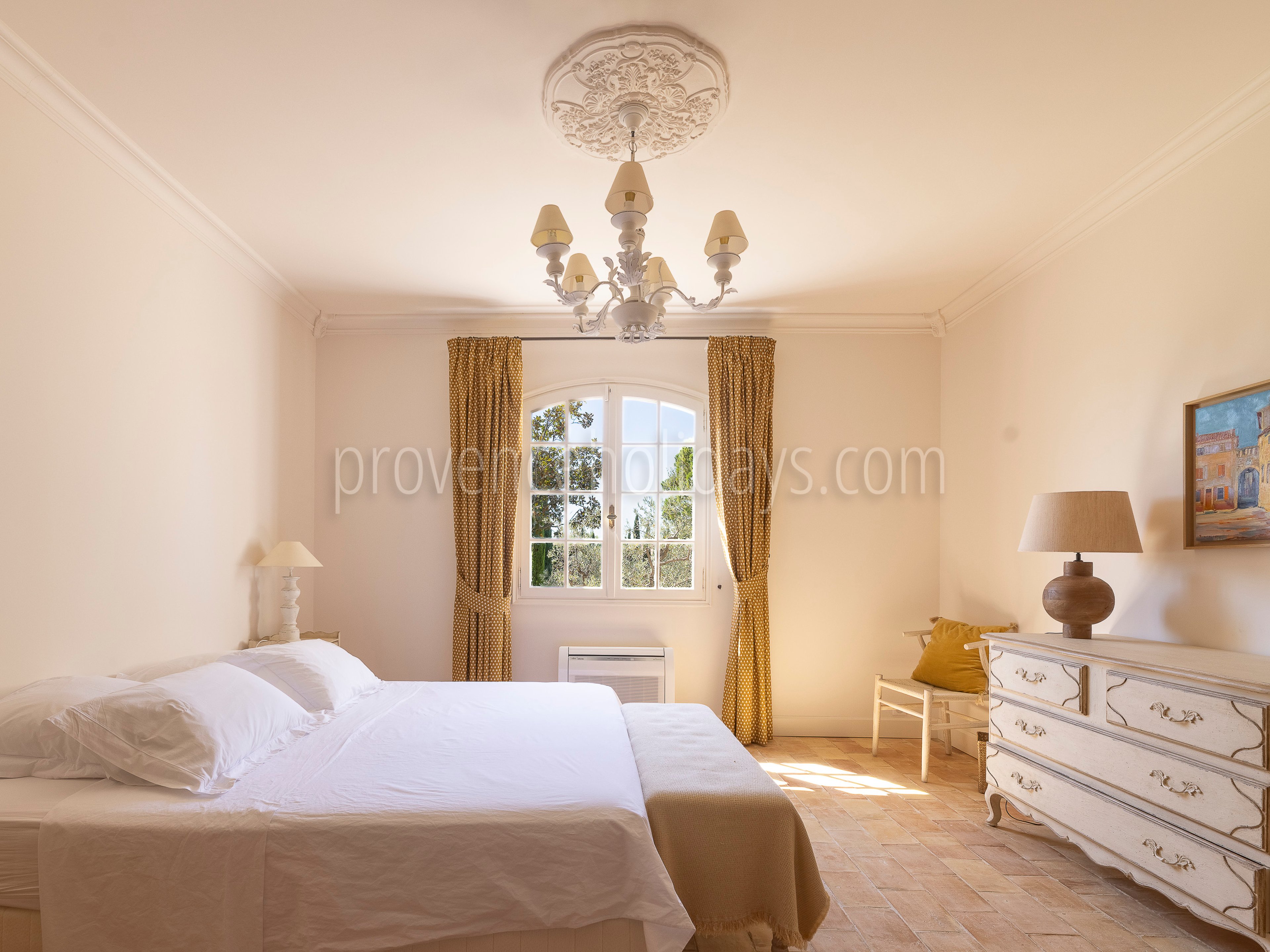 20 - Le Mas de l\'Auro: Villa: Bedroom 4