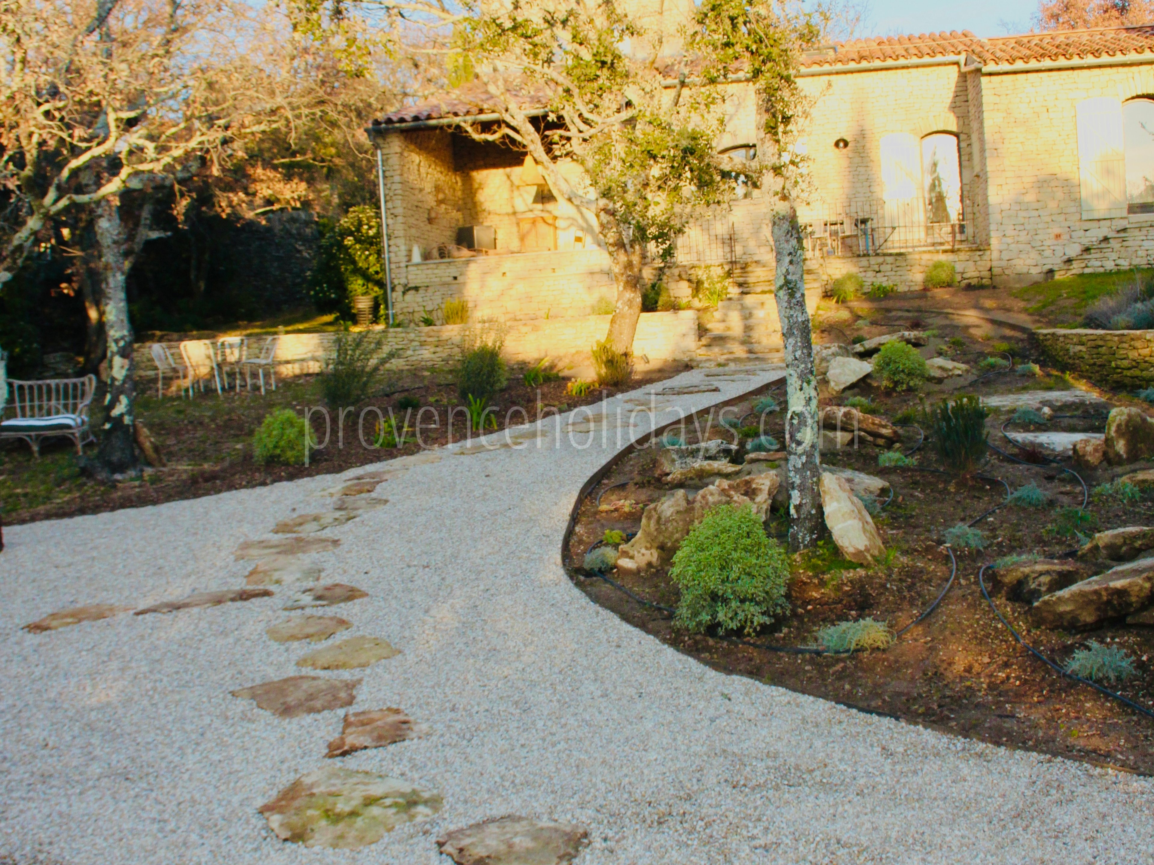 30 - Mas des Chênes Blancs: Villa: Exterior
