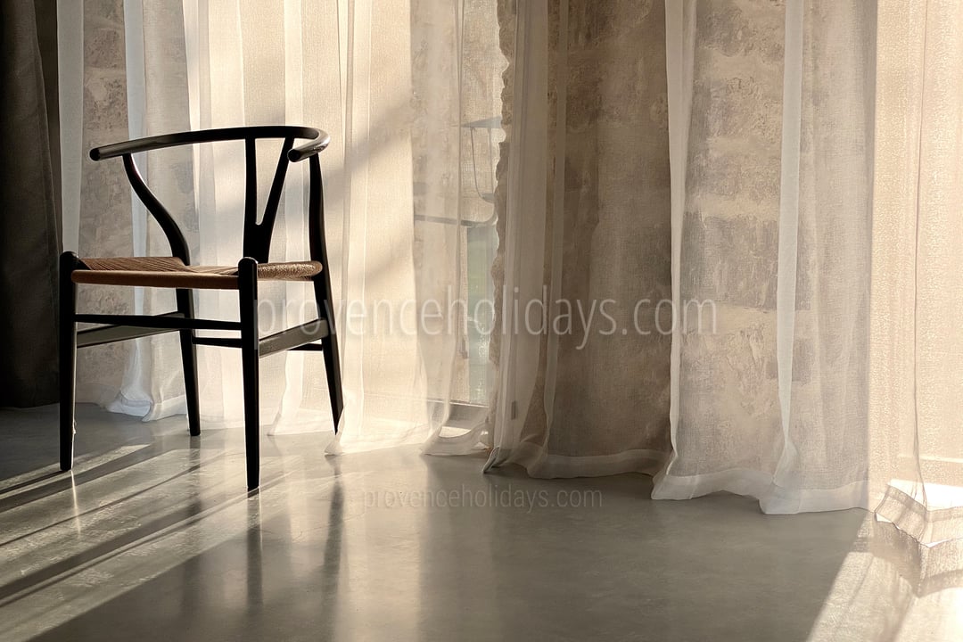 31 - Mas Villard: Villa: Interior
