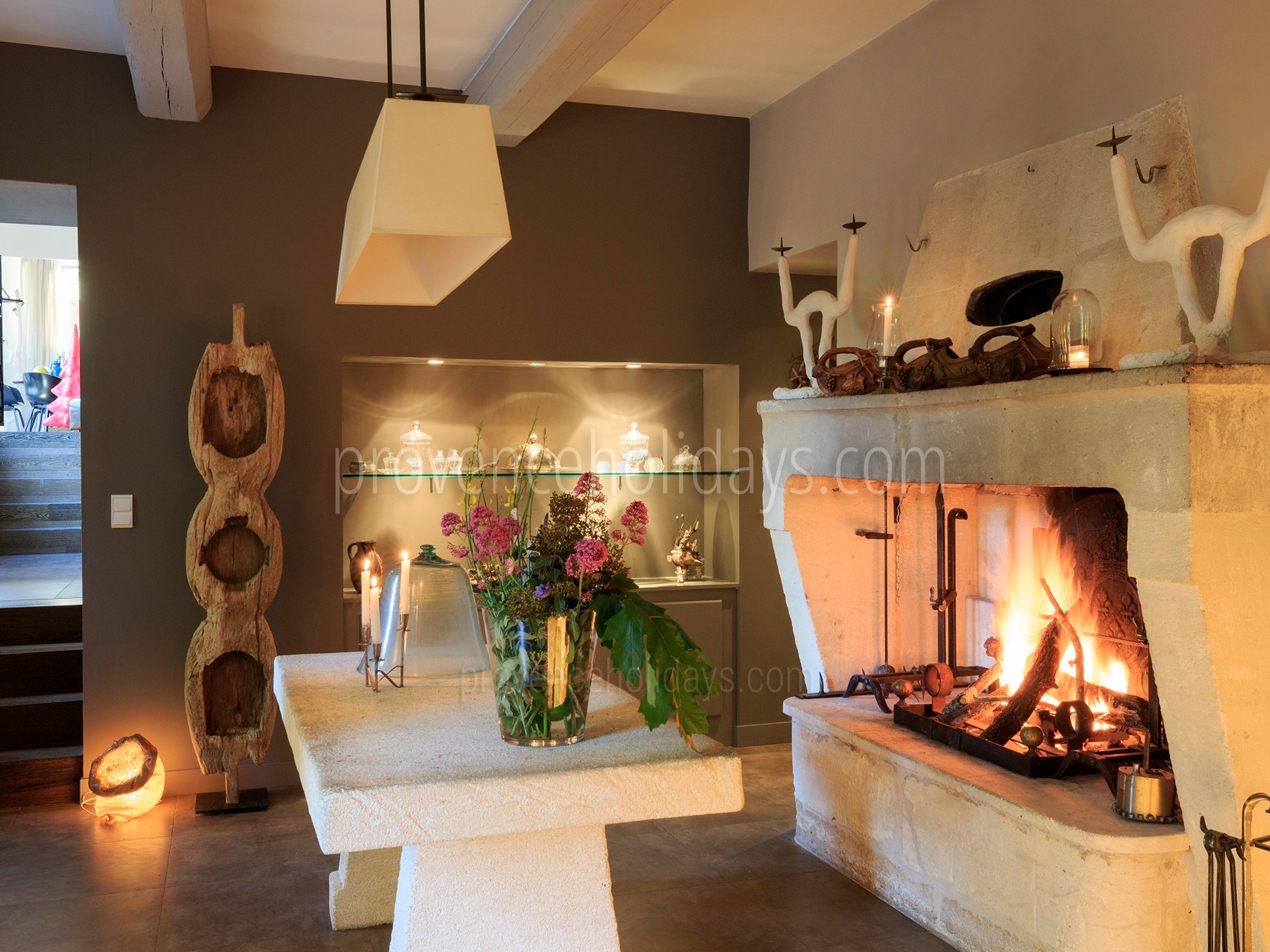 8 - Mas de l\'Artiste: Villa: Interior