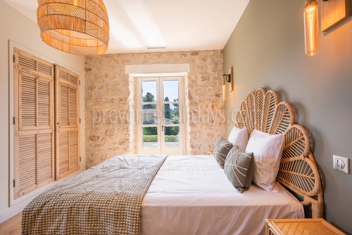 23 - Mas Lucie: Villa: Bedroom