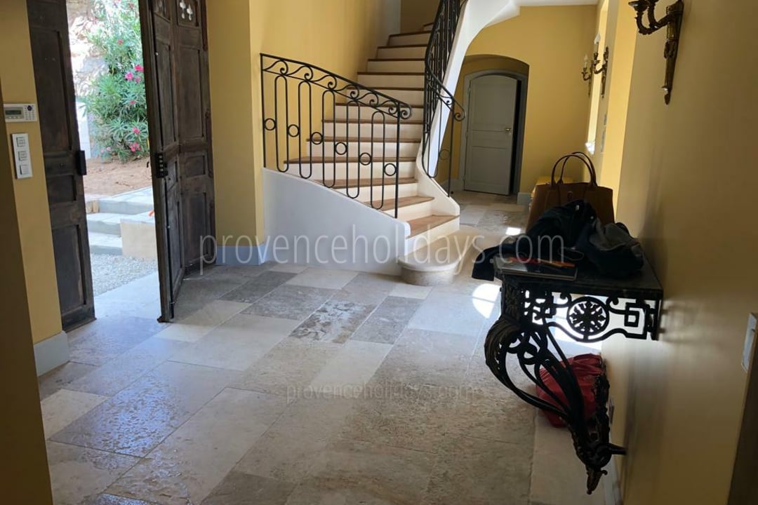 43 - Domaine d\'Isabelle: Villa: Interior