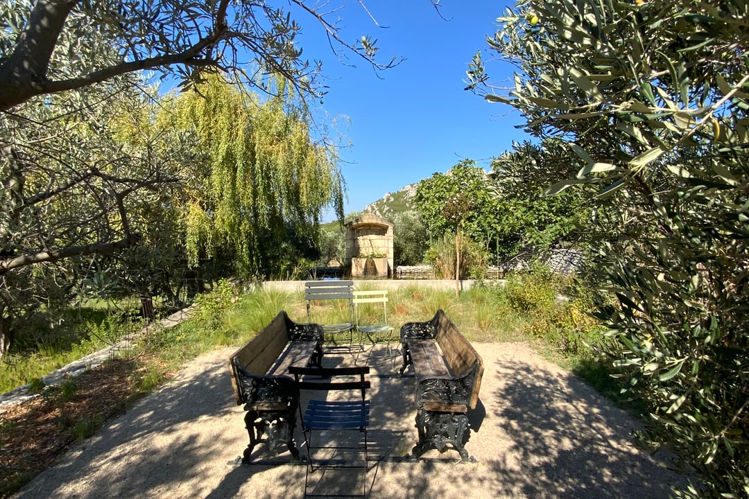 7 - Maison Mouriès: Villa: Exterior