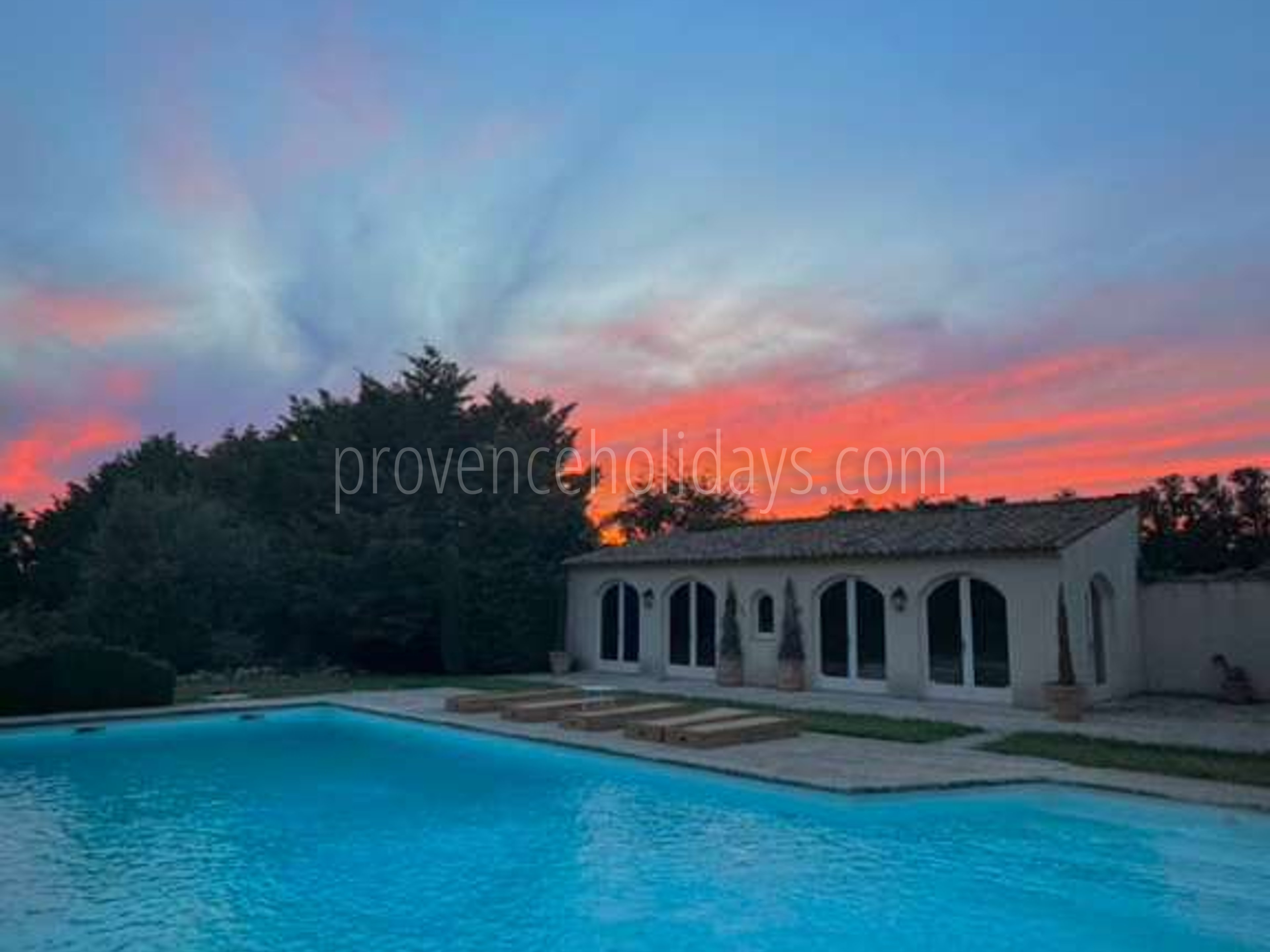 19 - Mas des Barrattes: Villa: Pool