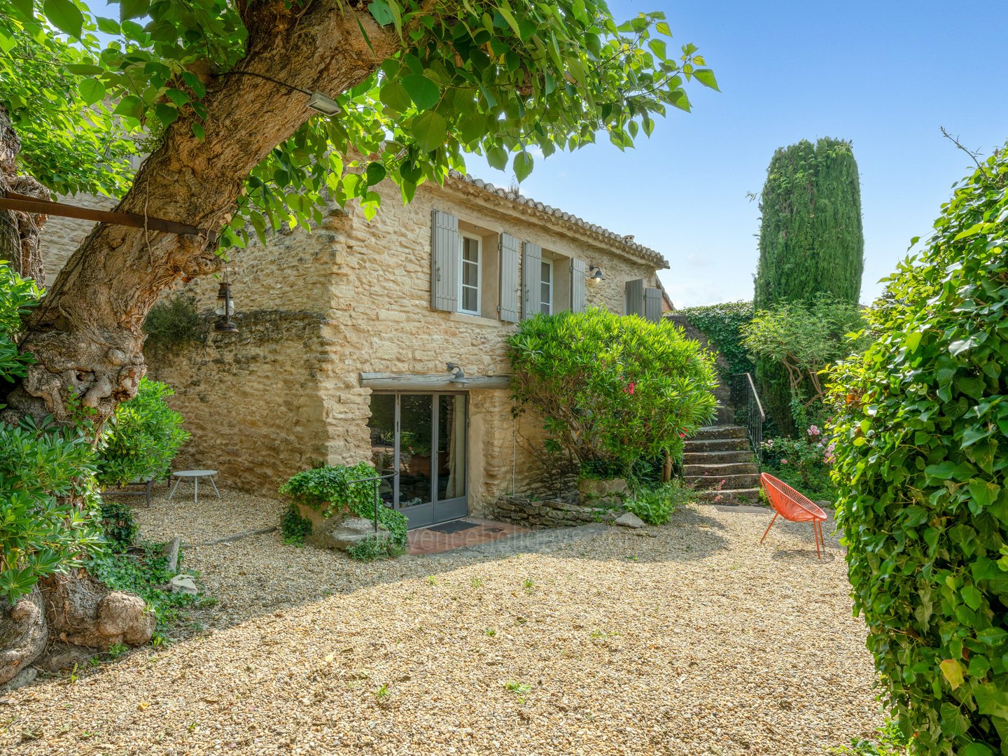 1 - Le Mas de Cabrières: Villa: Exterior