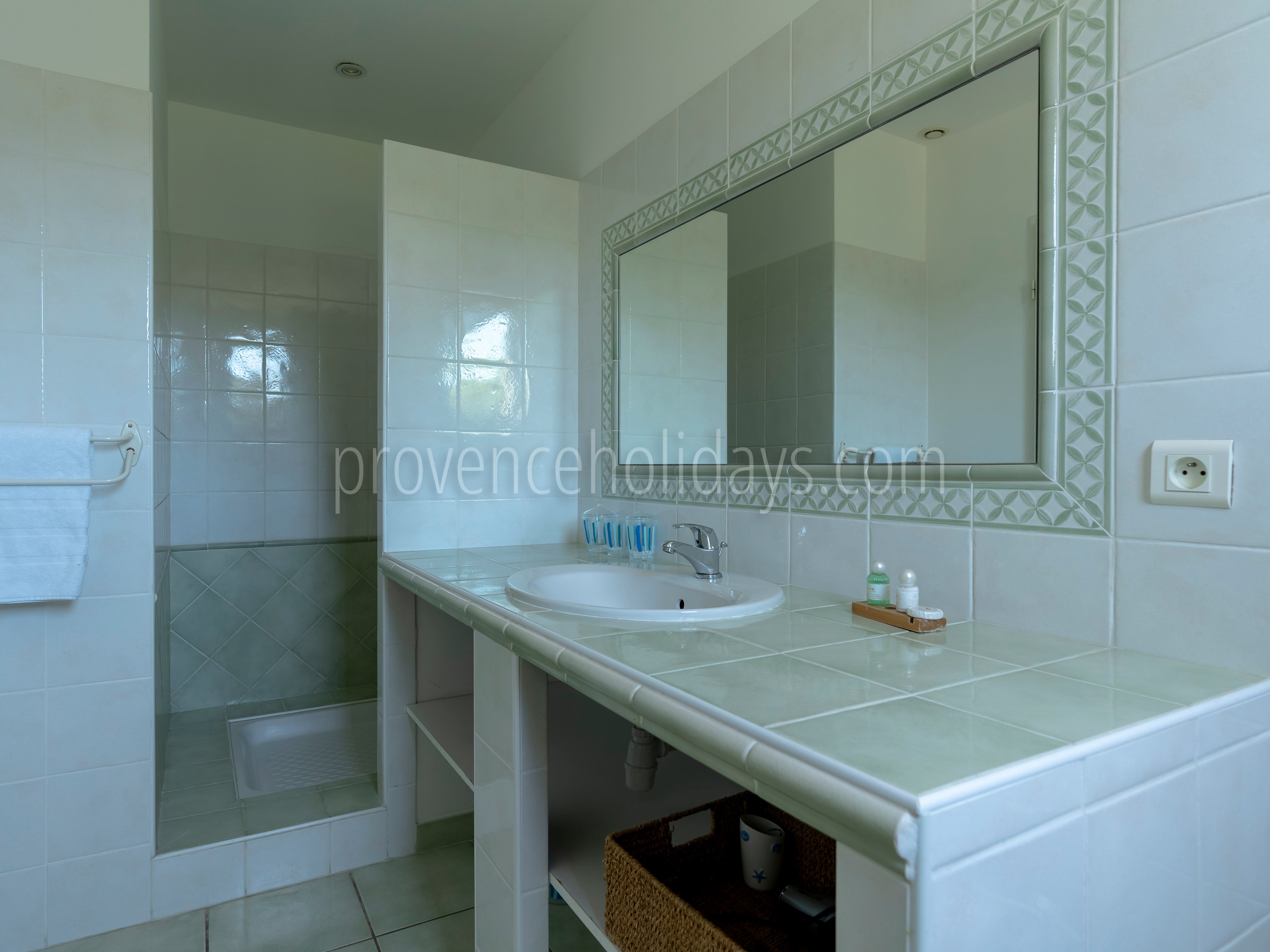 49 - Chez Alare: Villa: Bathroom