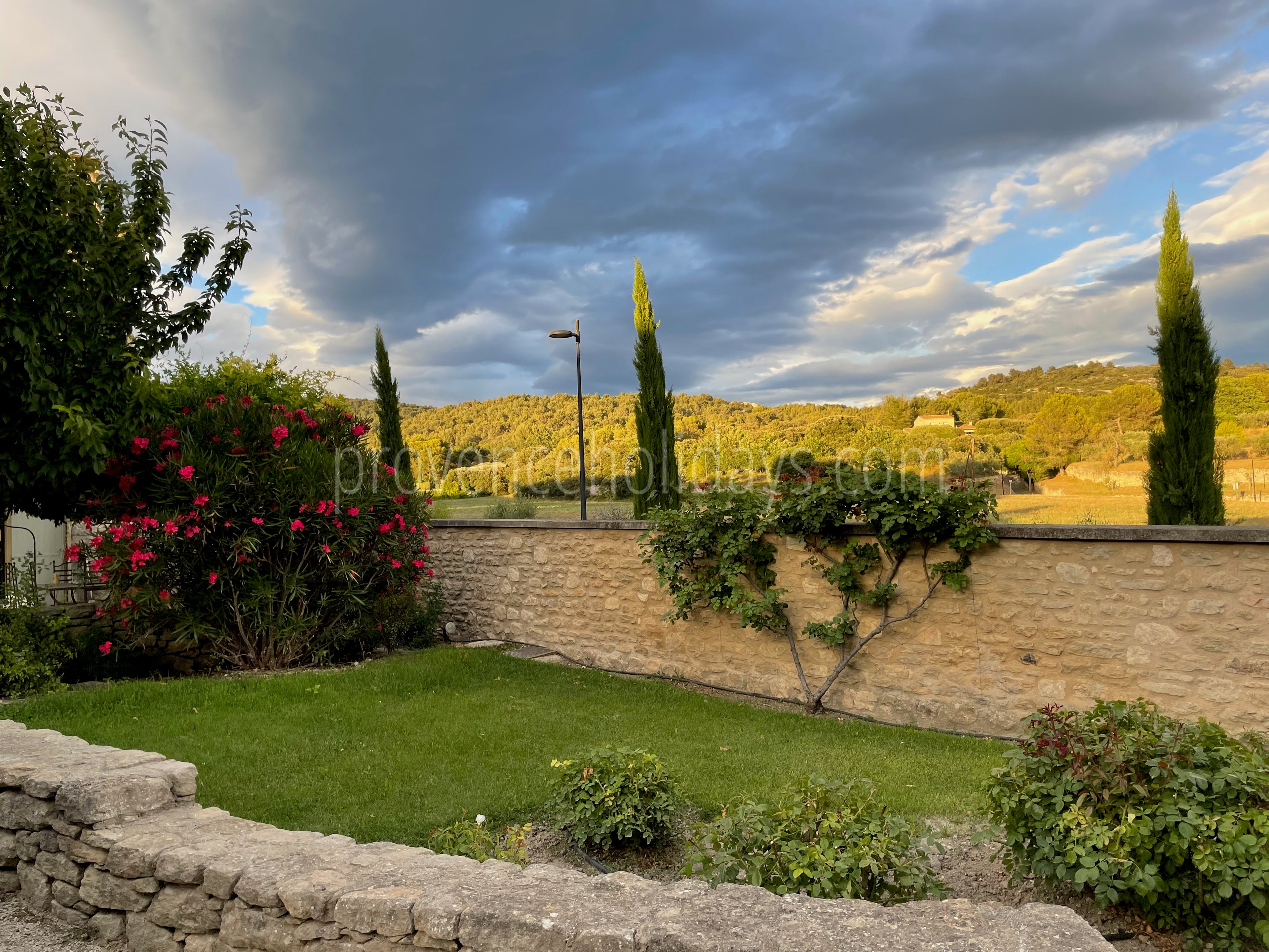 312 - Le Refuge du Soleil: Villa: Exterior