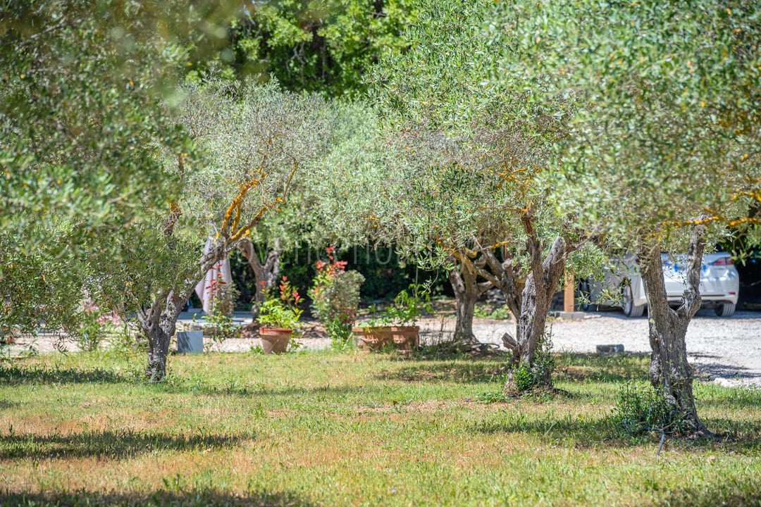 80 - Horizon Sainte-Victoire: Villa: Exterior