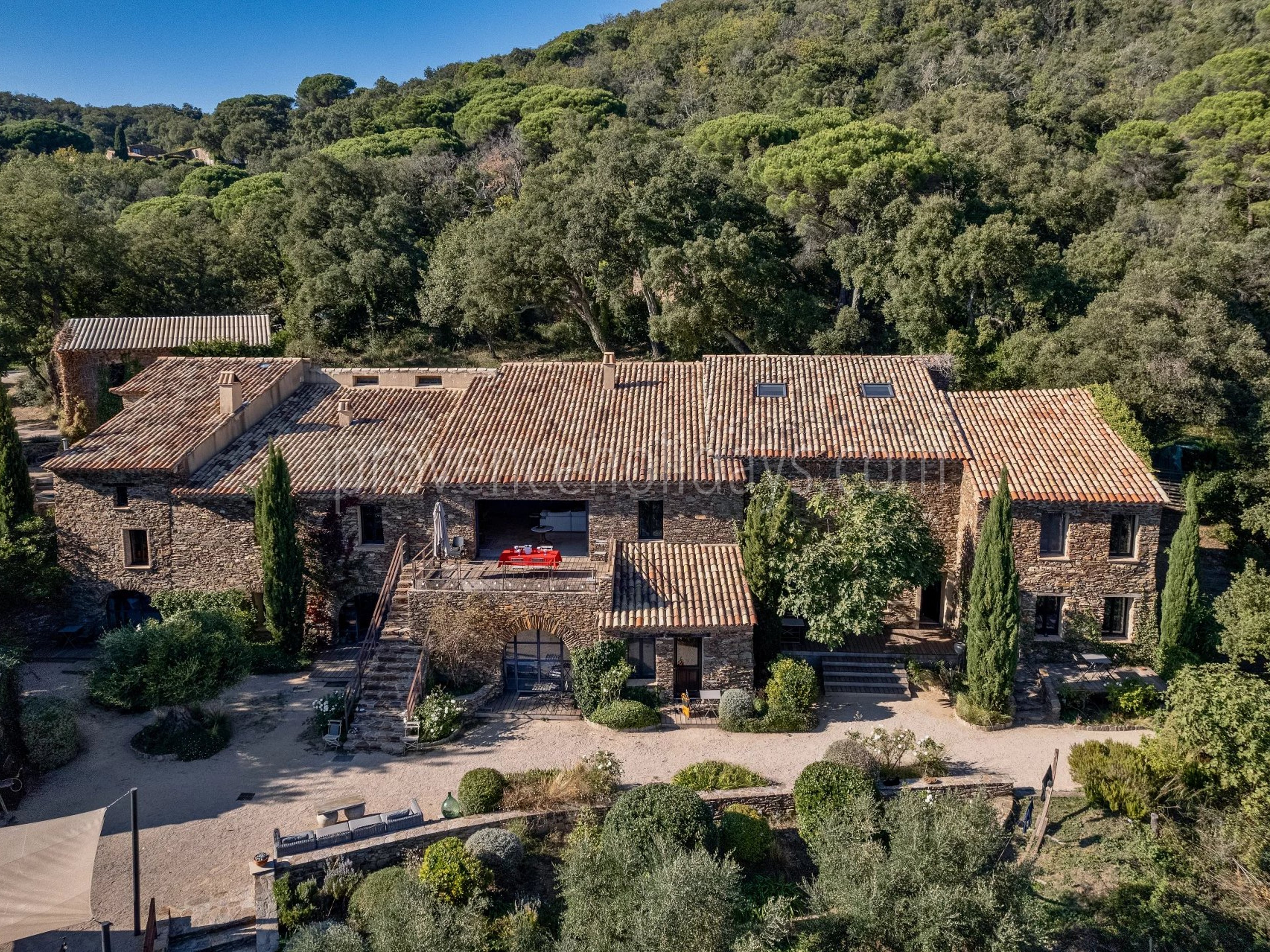 Stone estate in La Garde-Freinet - 13