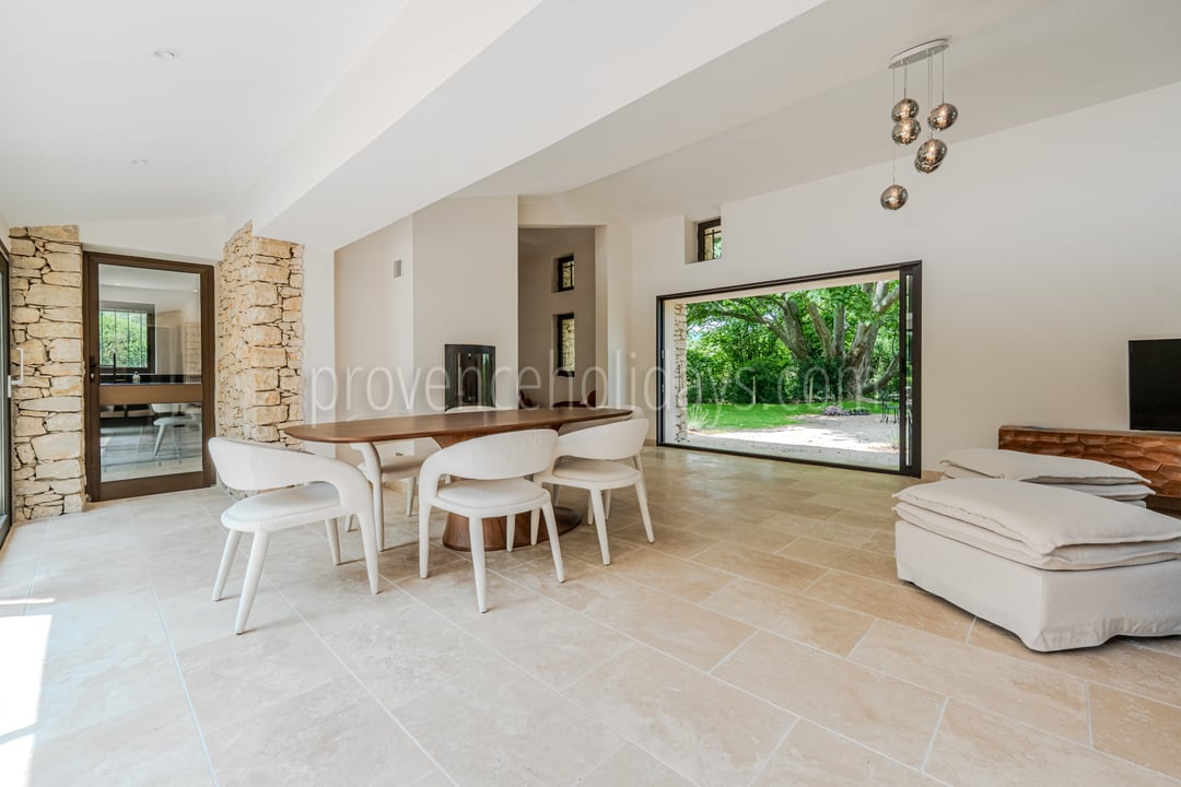 5 - Mas de la Rivière Secrète: Villa: Interior