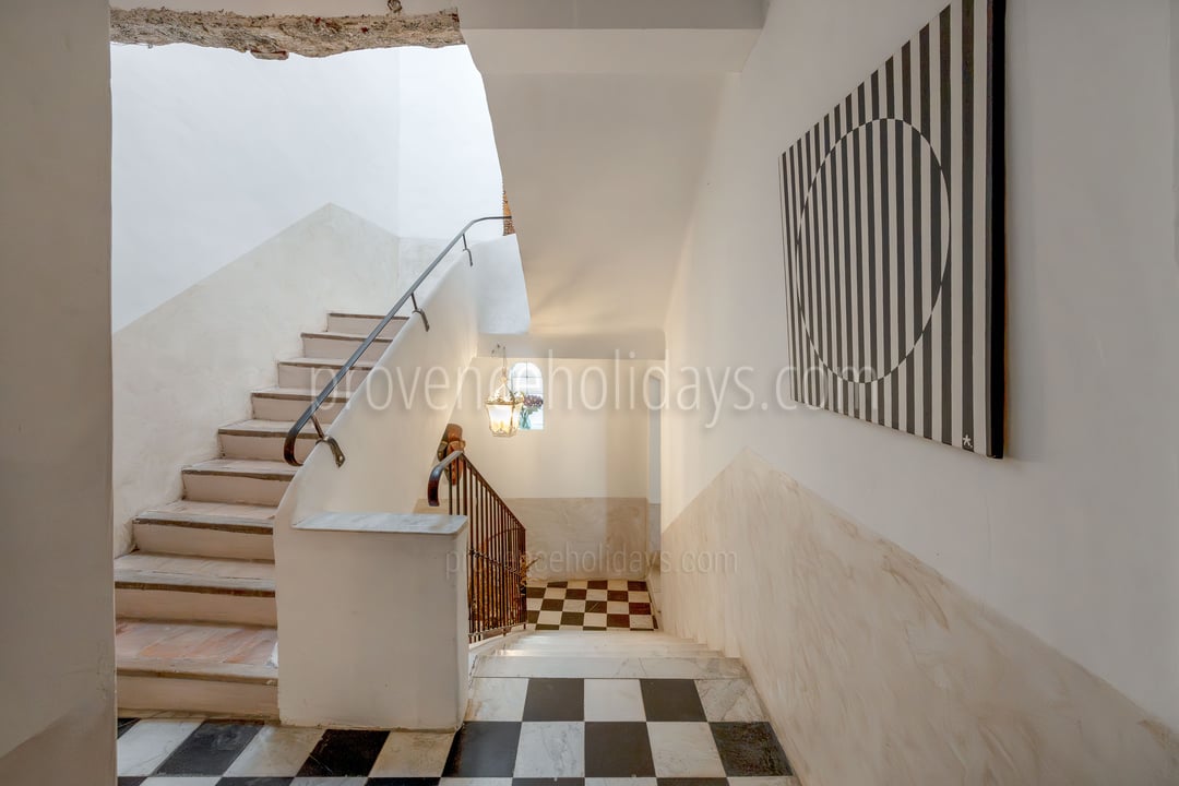 18 - Mas du Cours: Villa: Interior