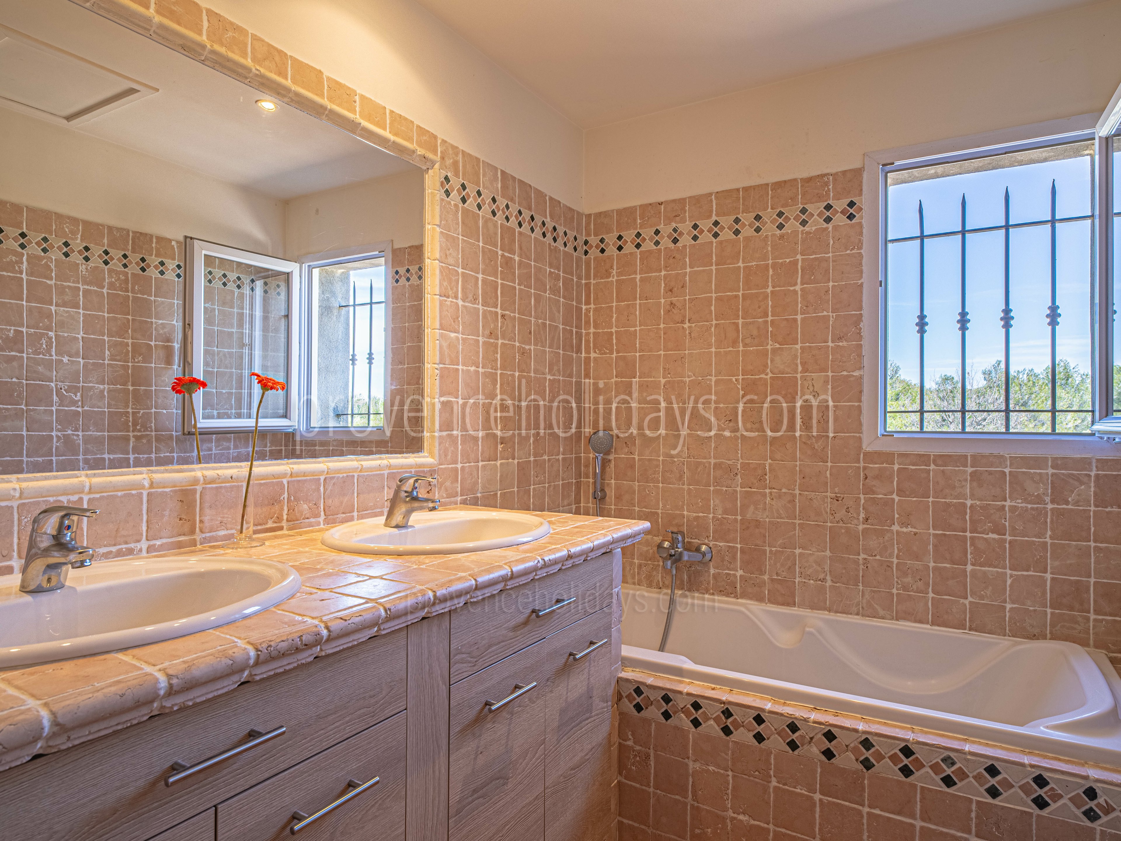 57 - Villa Bastide: Villa: Bathroom 3