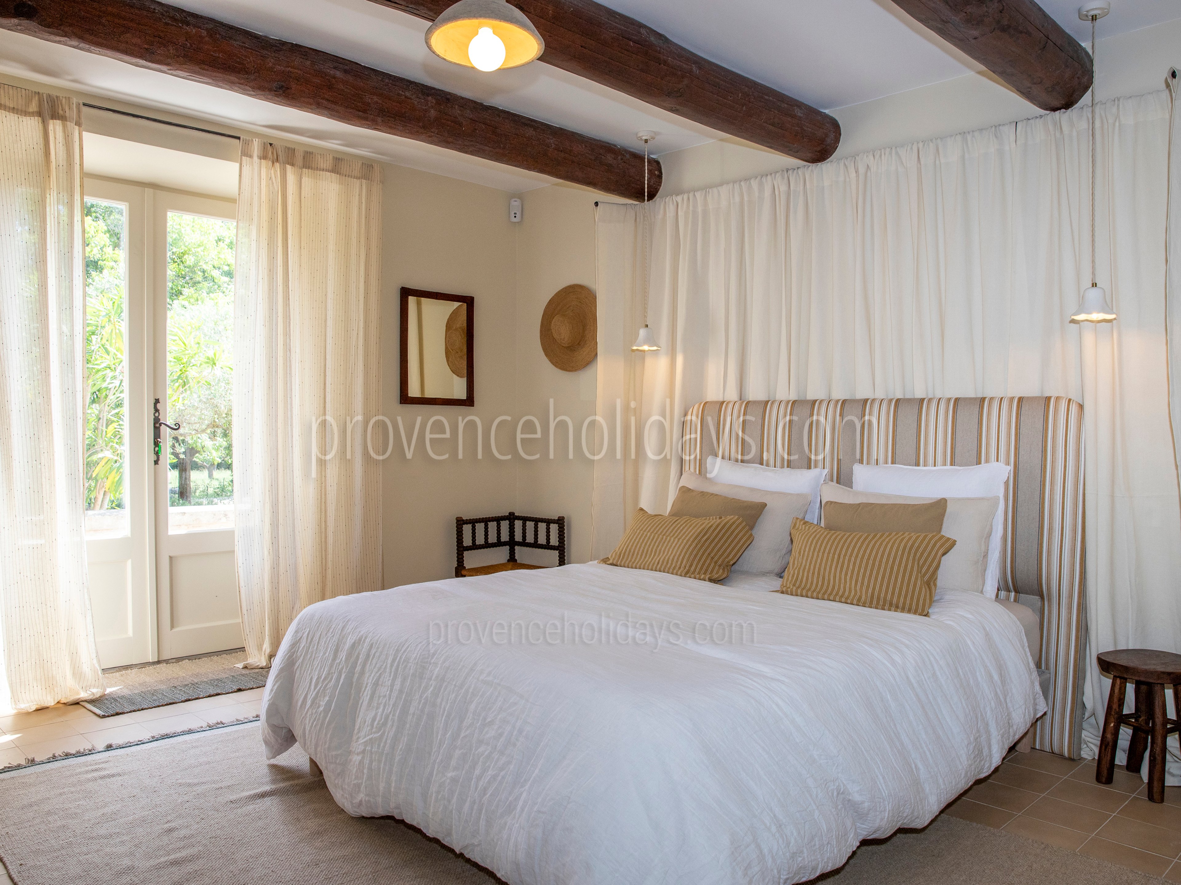 35 - Maison Lili: Villa: Bedroom