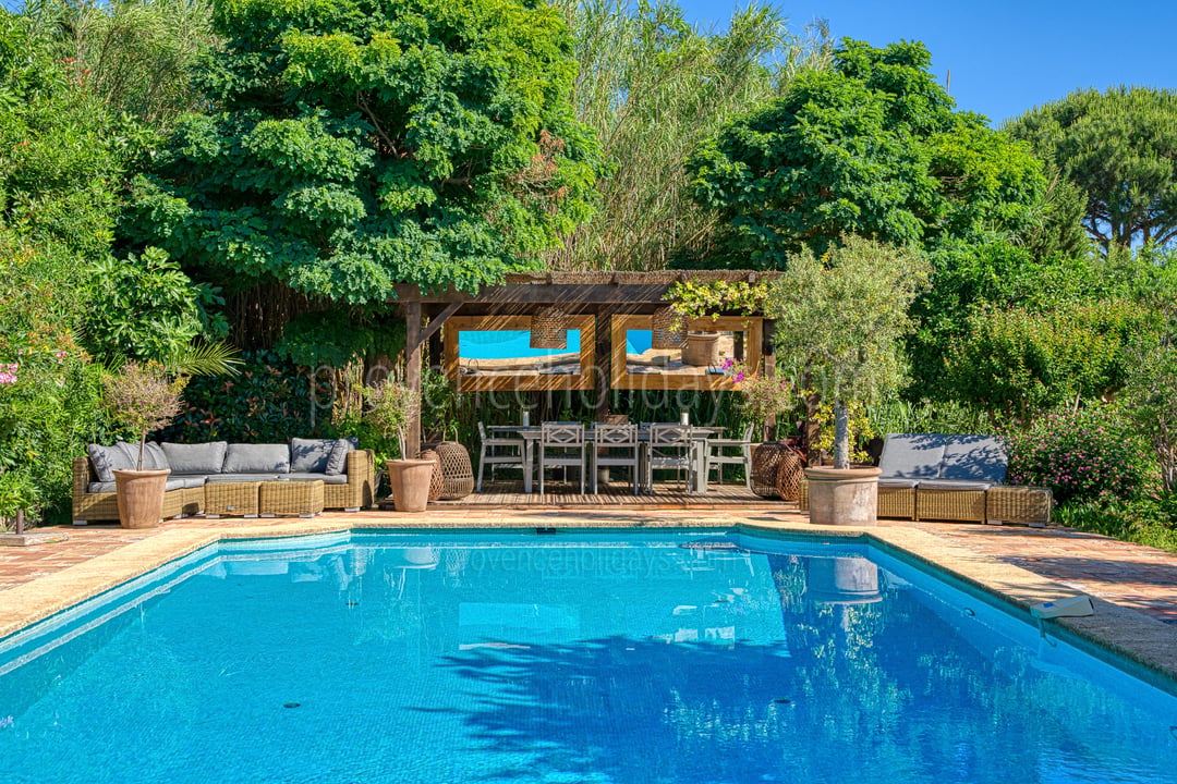 4 - Azur Horizon: Villa: Pool