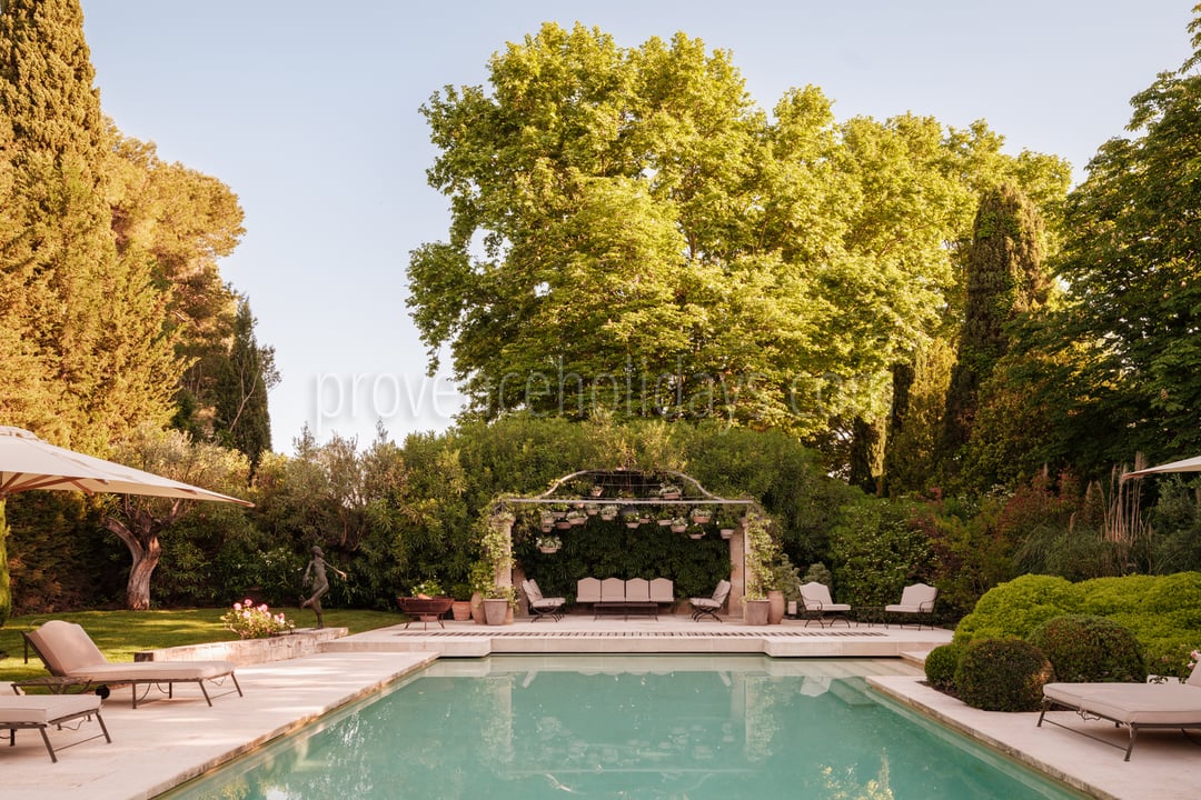 66 - Mas de Maussane: Villa: Pool