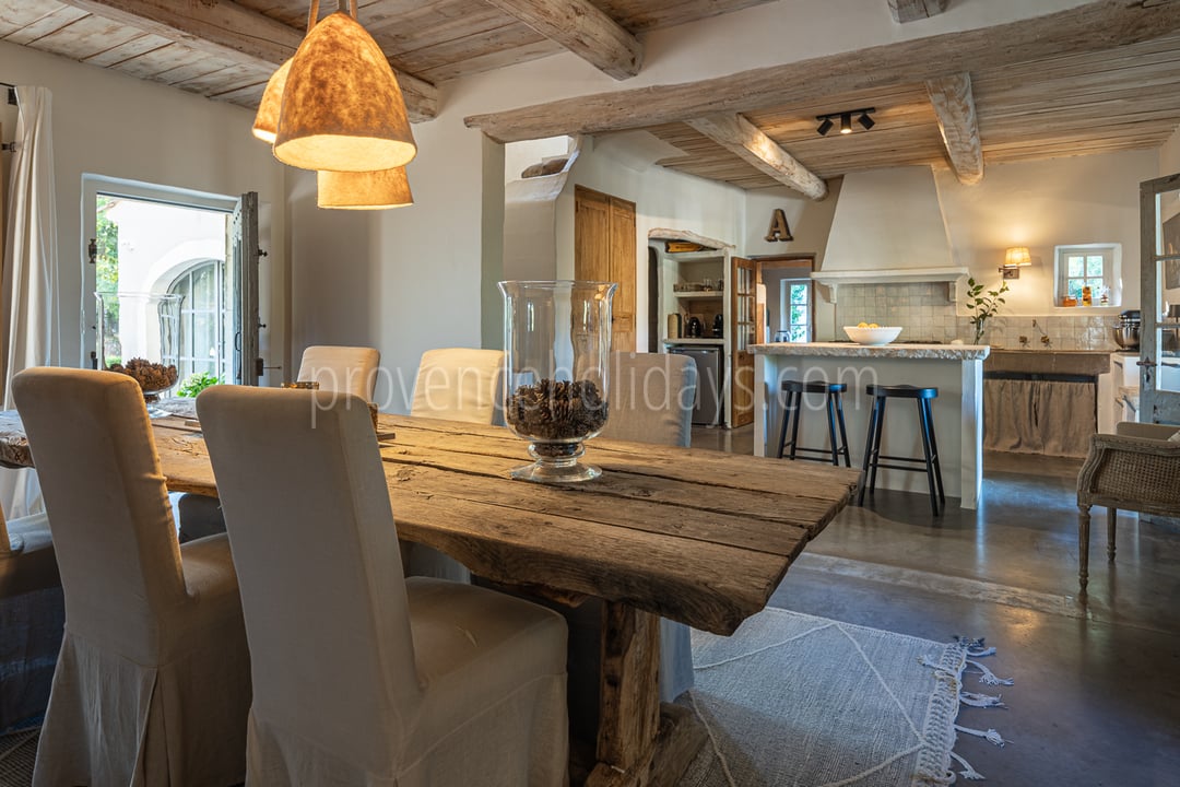 16 - Le Mazet des Collines: Villa: Interior