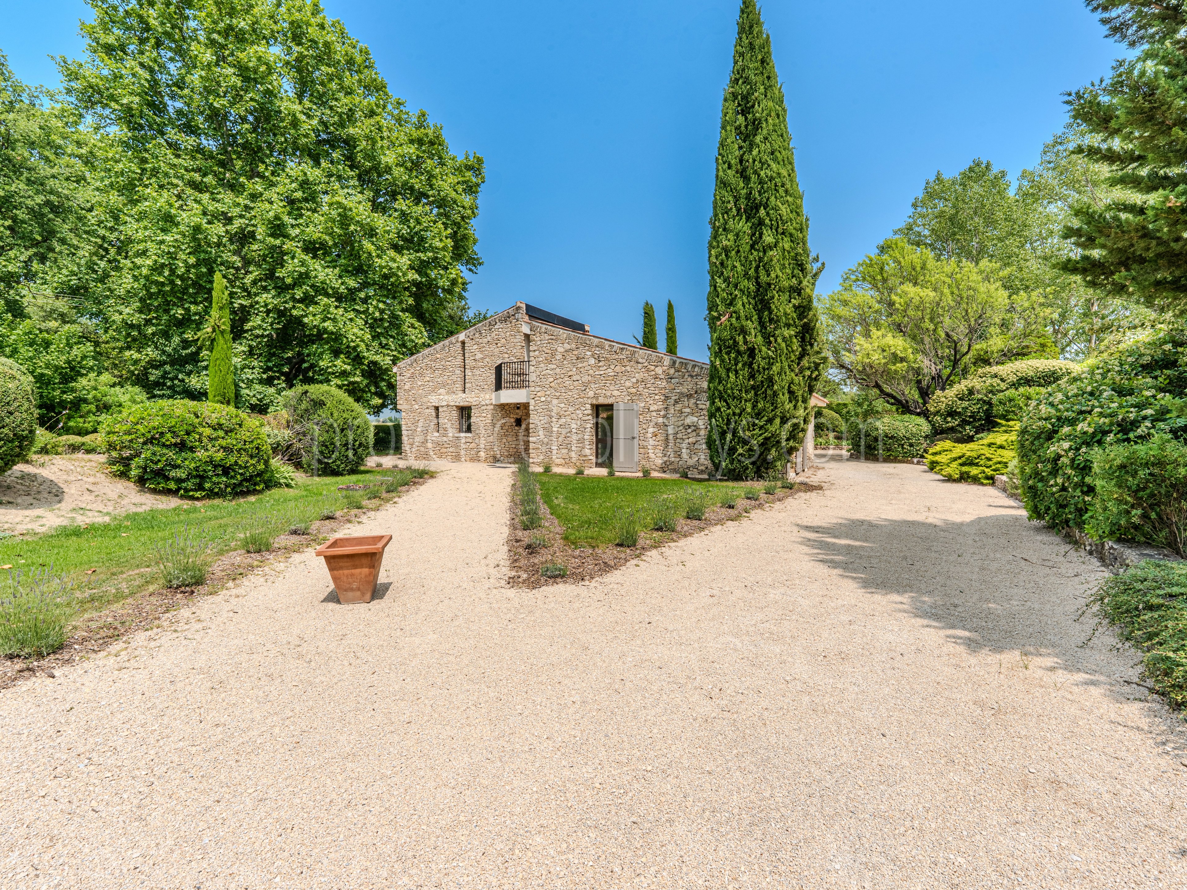 62 - Mas de la Rivière Secrète: Villa: Exterior