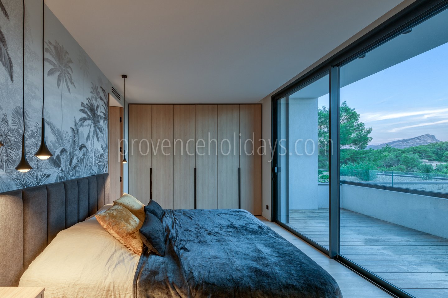 6 - Villa Alta Vista: Villa: Bedroom