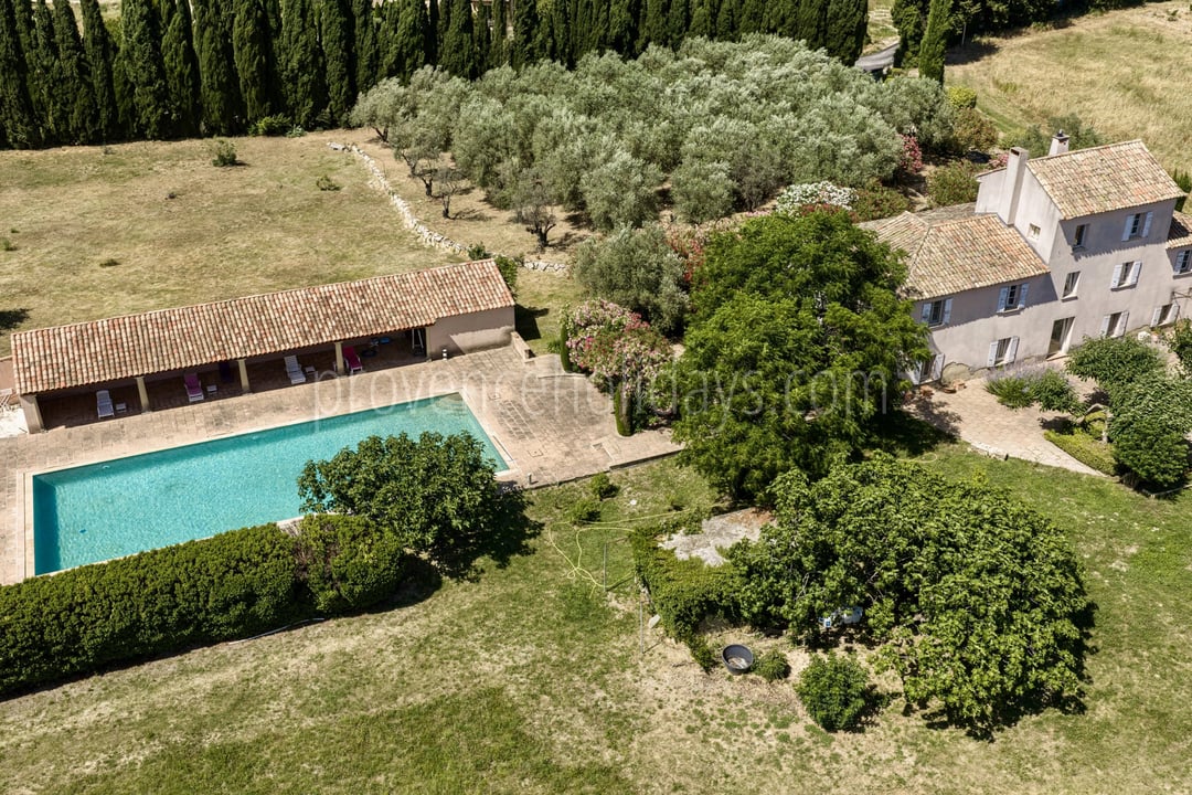 2 - Karaktervolle mas in Vaison-la-Romaine: Villa: Exterior