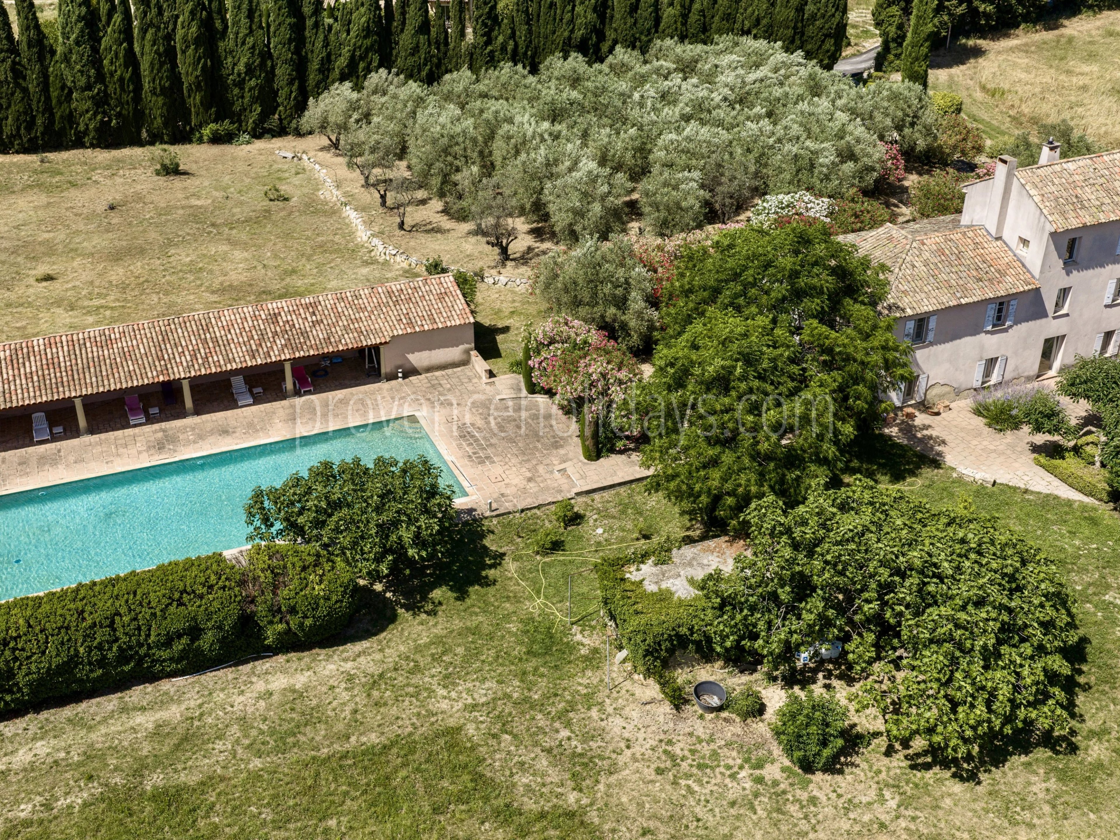 2 - Karaktervolle mas in Vaison-la-Romaine: Villa: Exterior